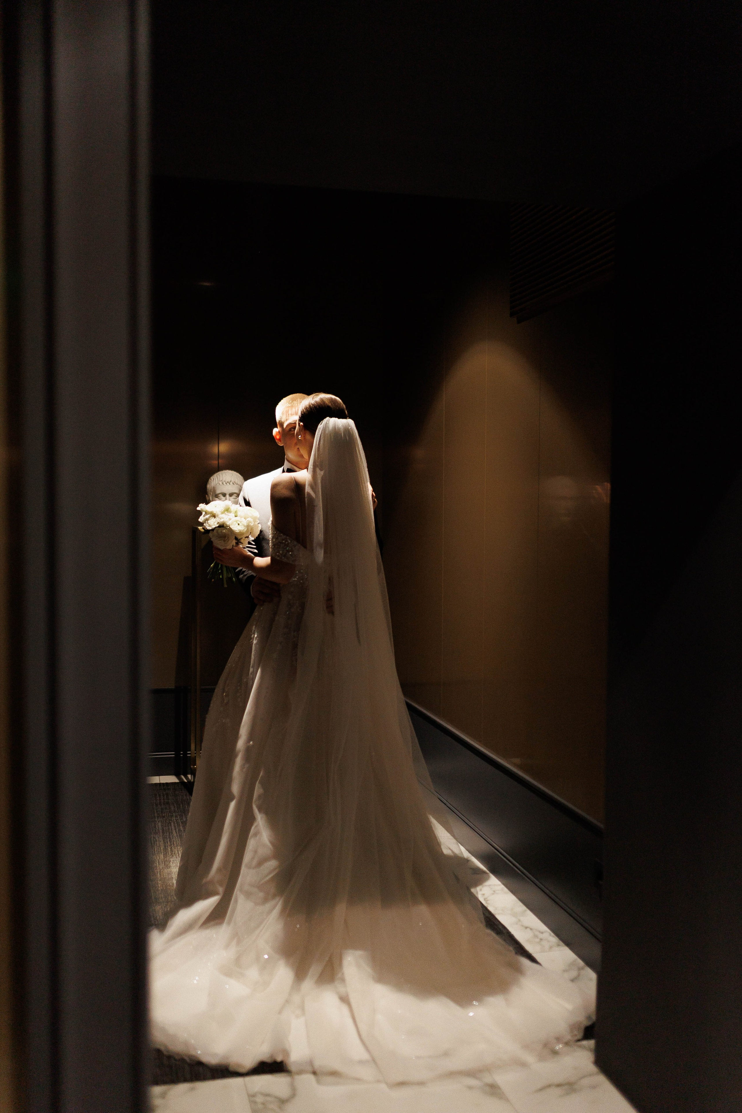 ···. Свадебный фотограф в Санкт-Петербурге Александра Чукавина