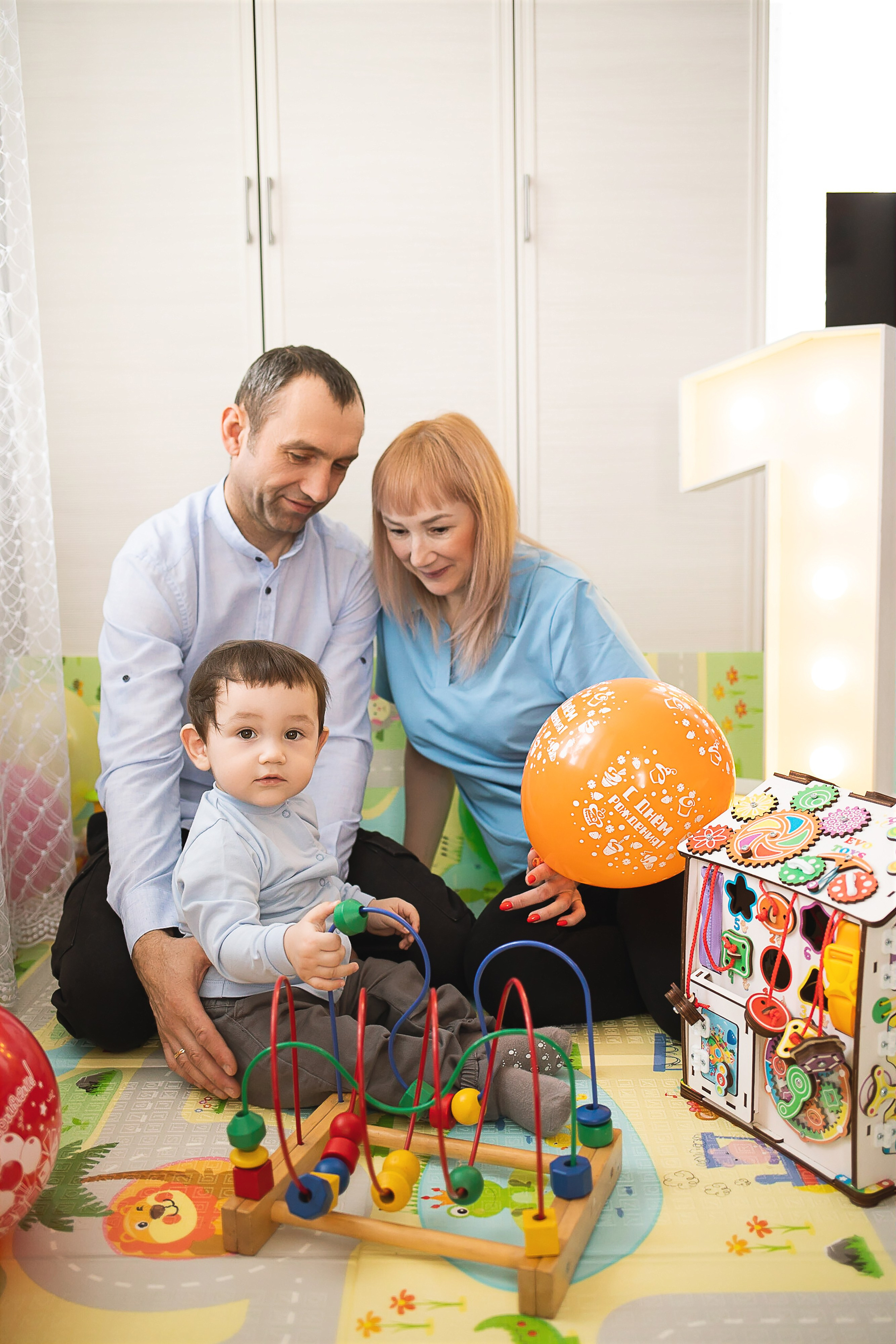 Детская, семейная фотосессия. Фотограф новорожденных в Новосибирске