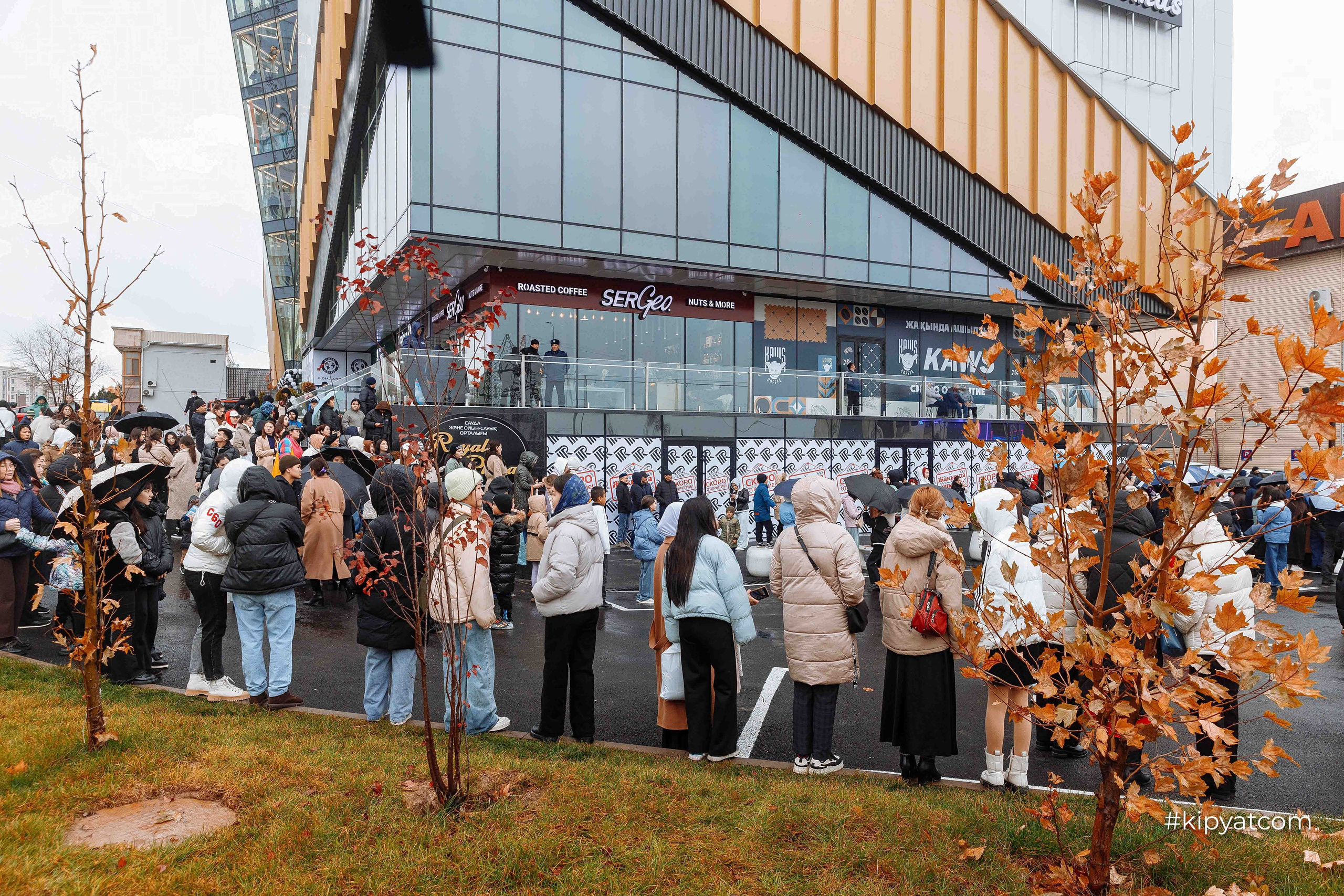 Официальное открытие ТРЦ «Royal Plaza»