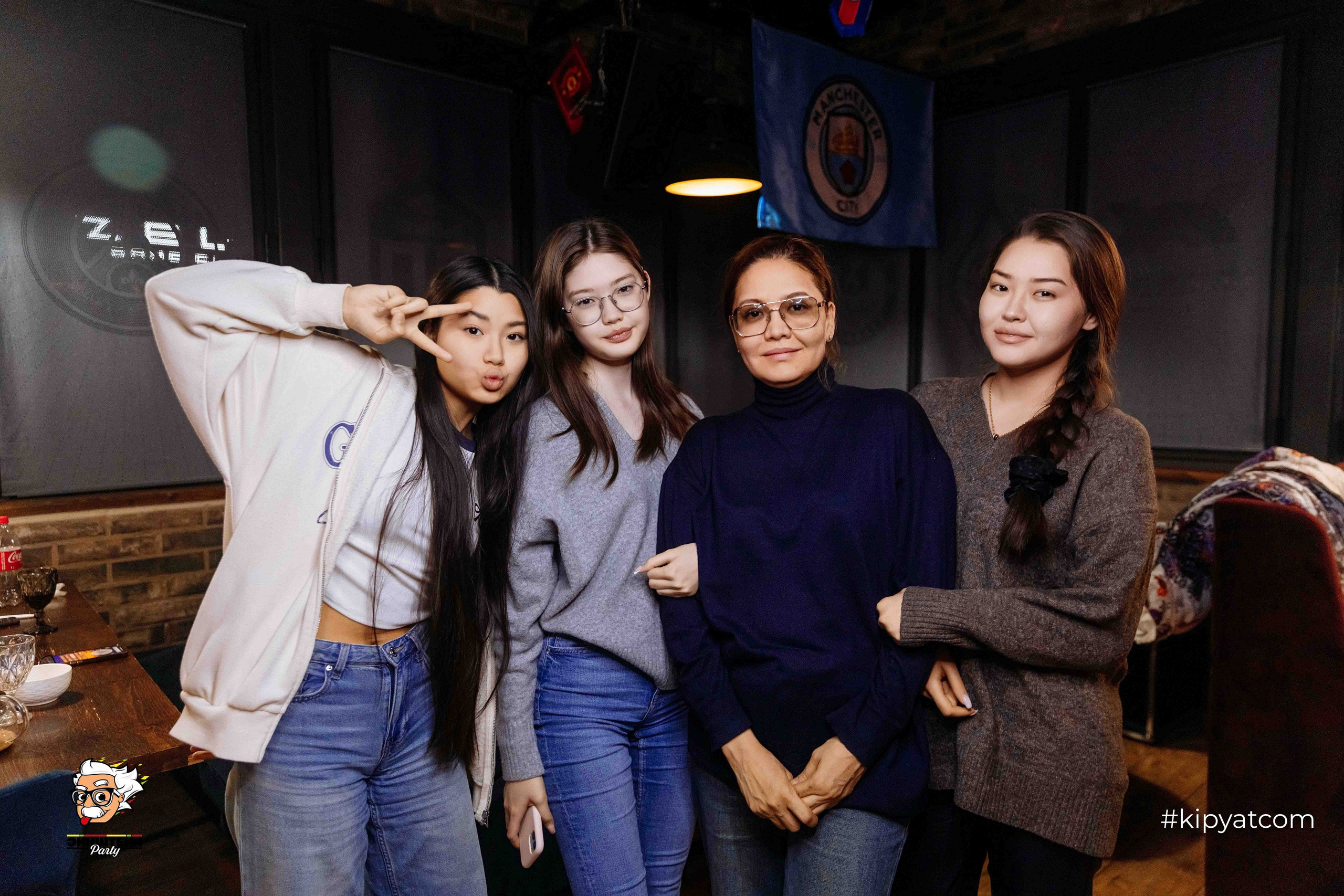 Эйнштейн Party