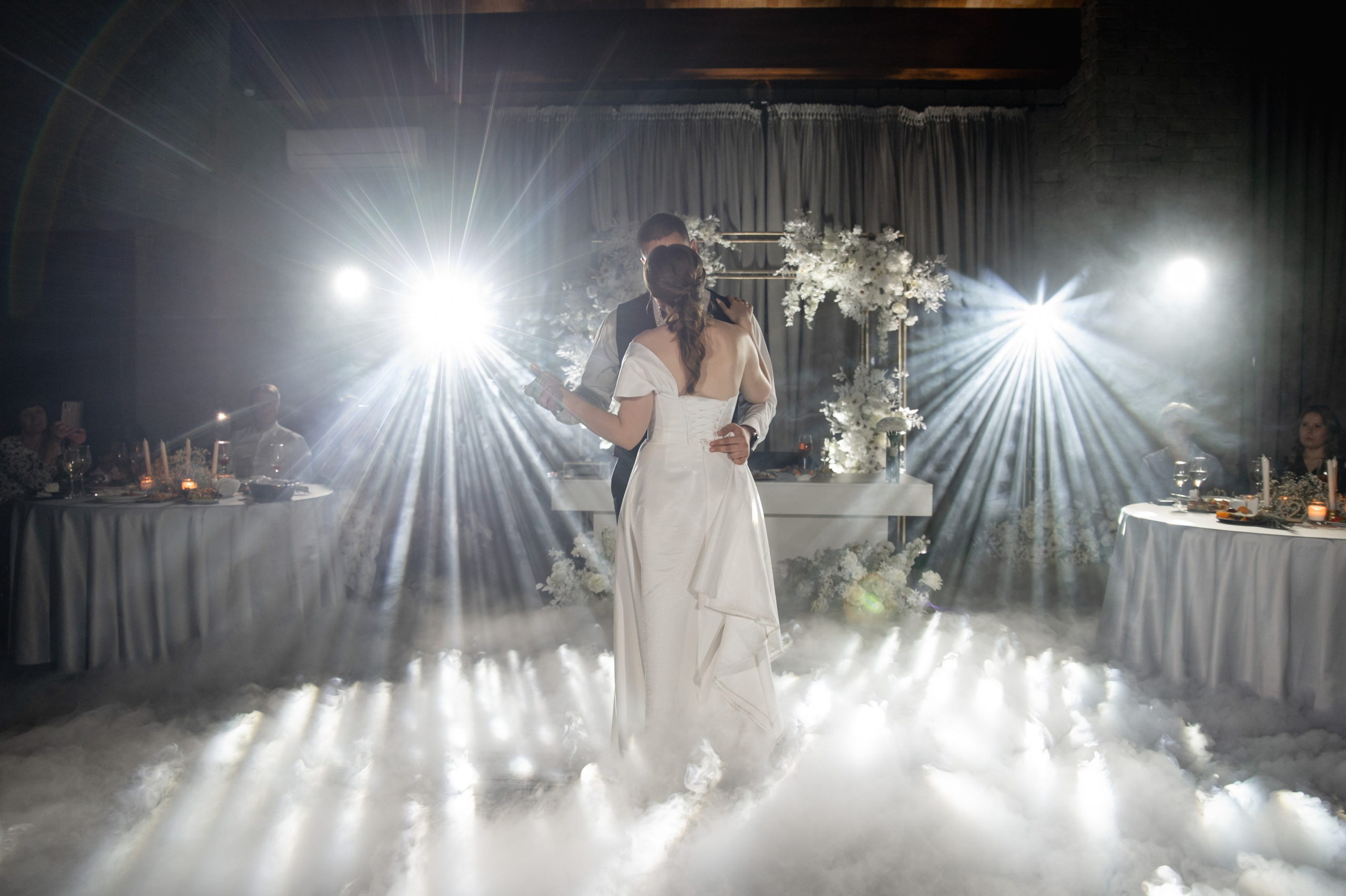 Свадьба Снежаны и Алексея. Свадебный фотограф Тюмень Анастасия Битная