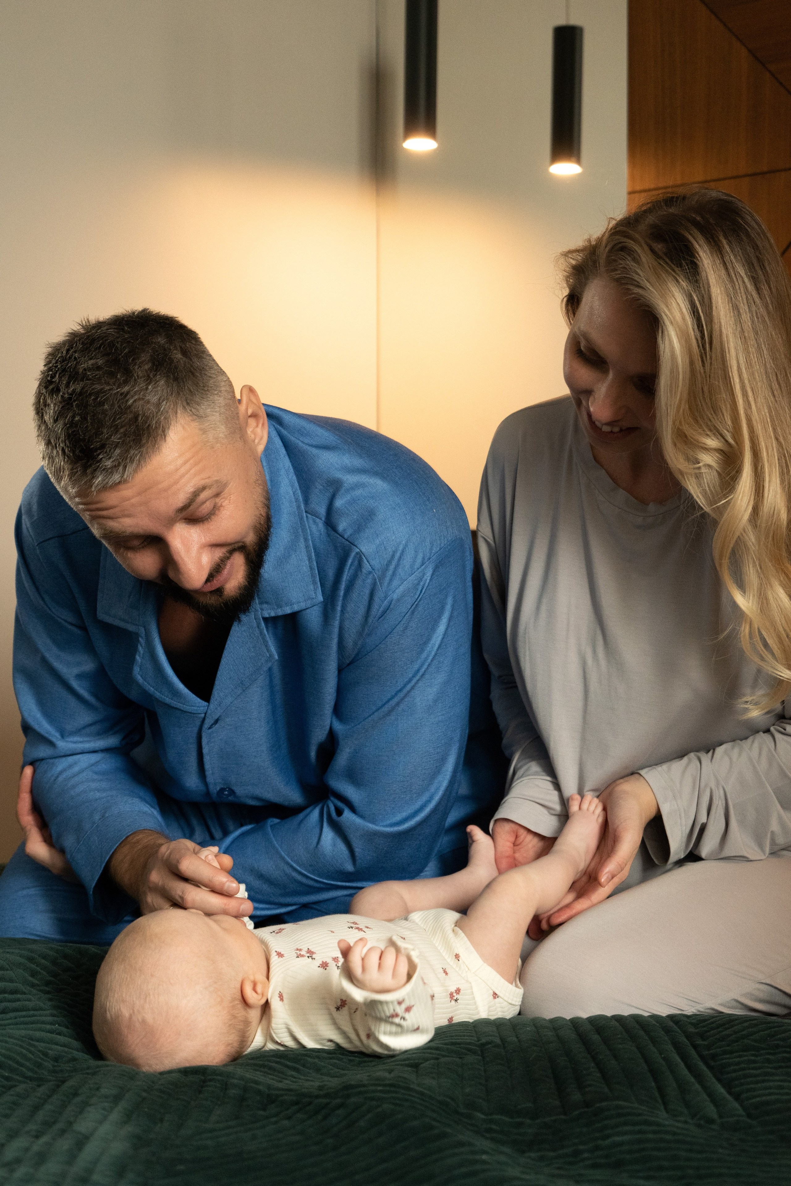 Семейная фотосессия (Ае 2 месяца). Фотограф видеограф Ольга Василевская