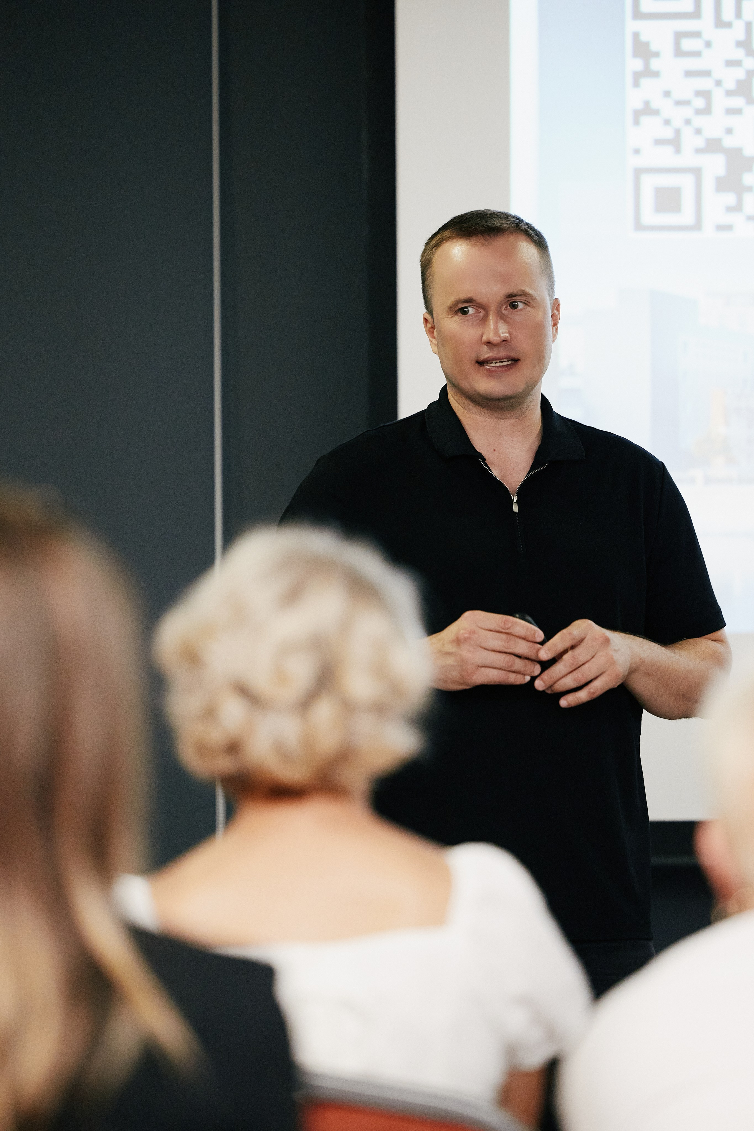 LEVEL в Crowne Plaza 25.07. Свадебный репортажный фотограф краснодар максим дремов дрёмов фотосессия студия цена