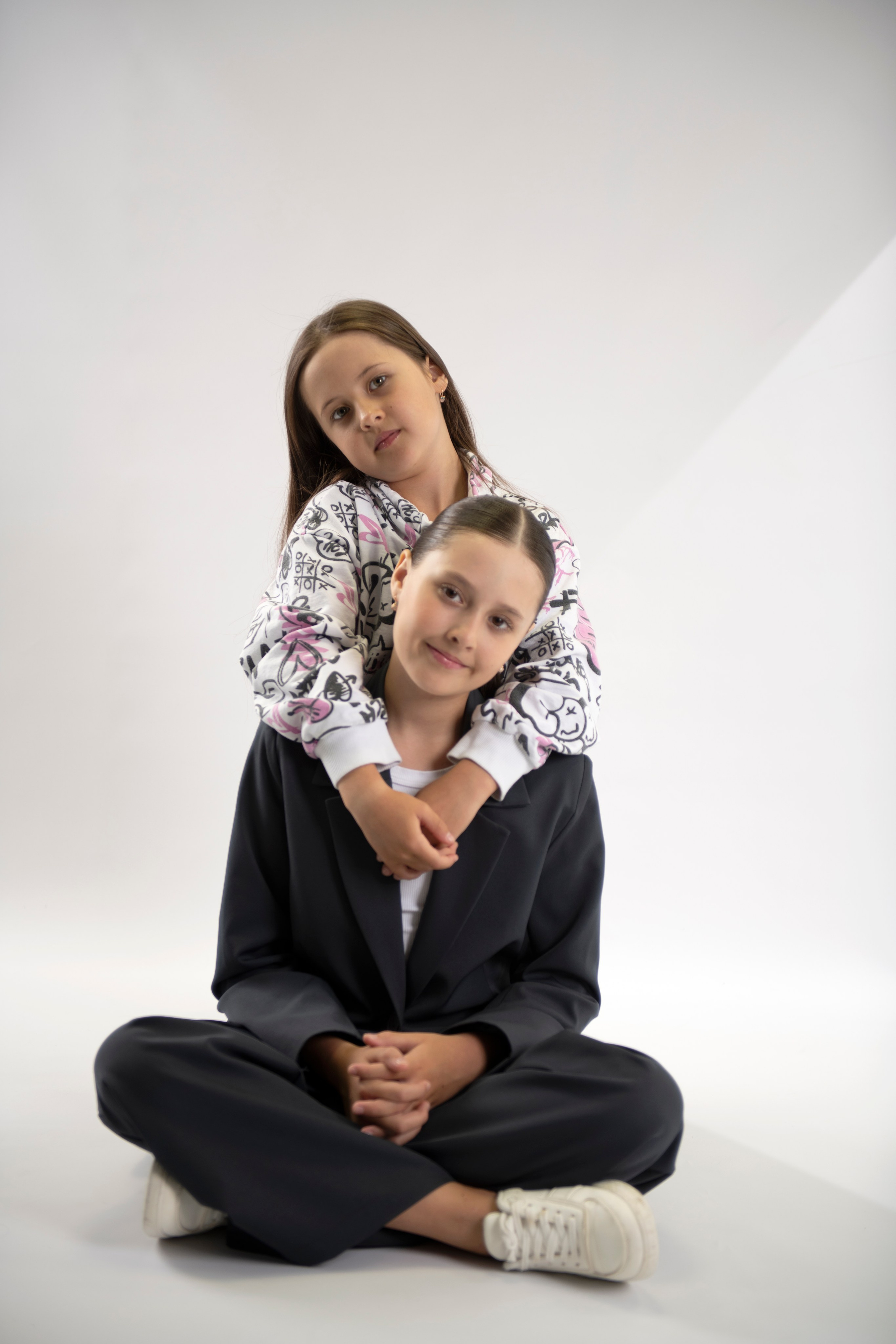 Карина и Элина. Репортажный и портретный фотограф Alex Dum