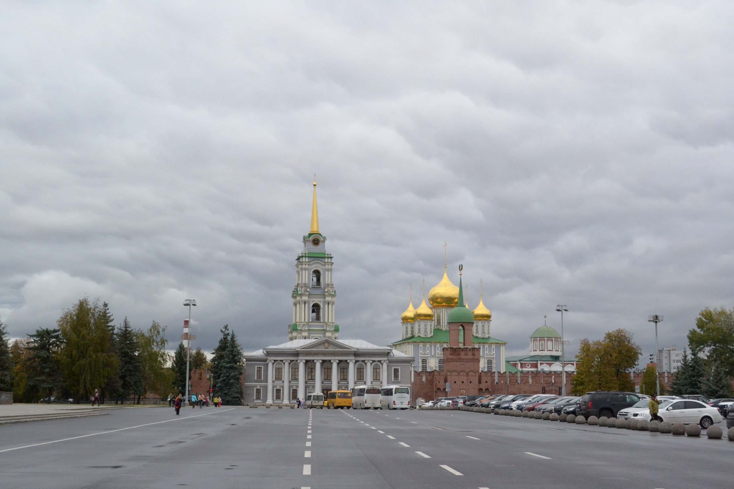 Площадь Ленина, Гостинный двор, Белый дом, Фонтаны, улица Советская. Фотограф в Туле Крупский АнДРей. Фотостудия «КАДР71» в Туле