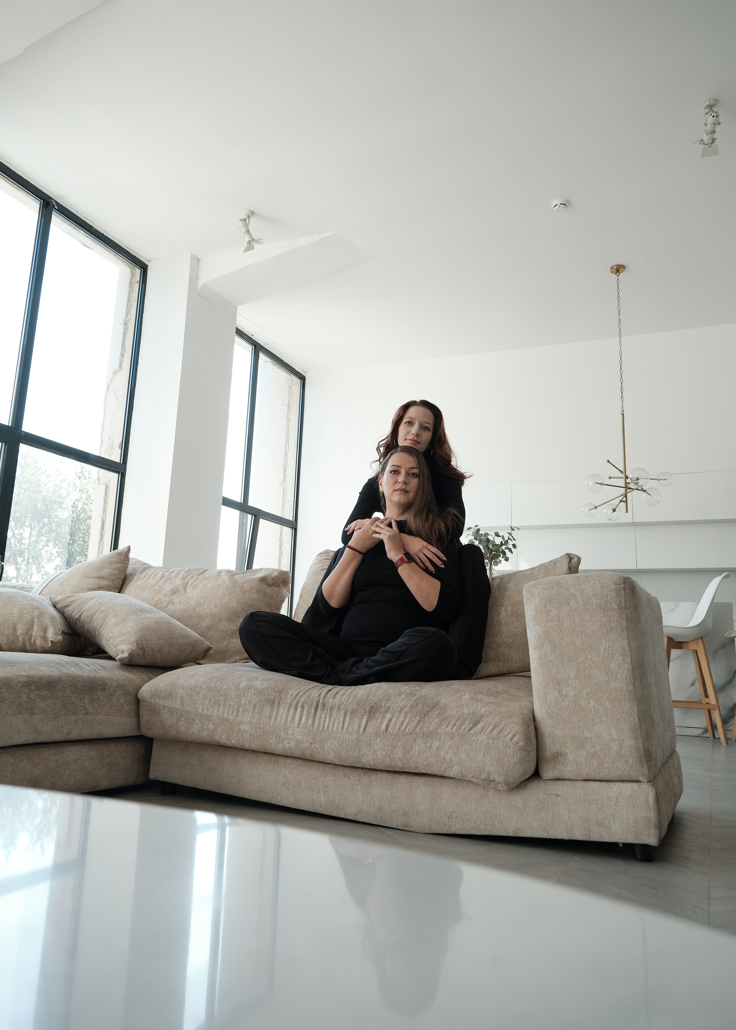 мать и дочь в студии в москве фотограф в москве виктория колышева