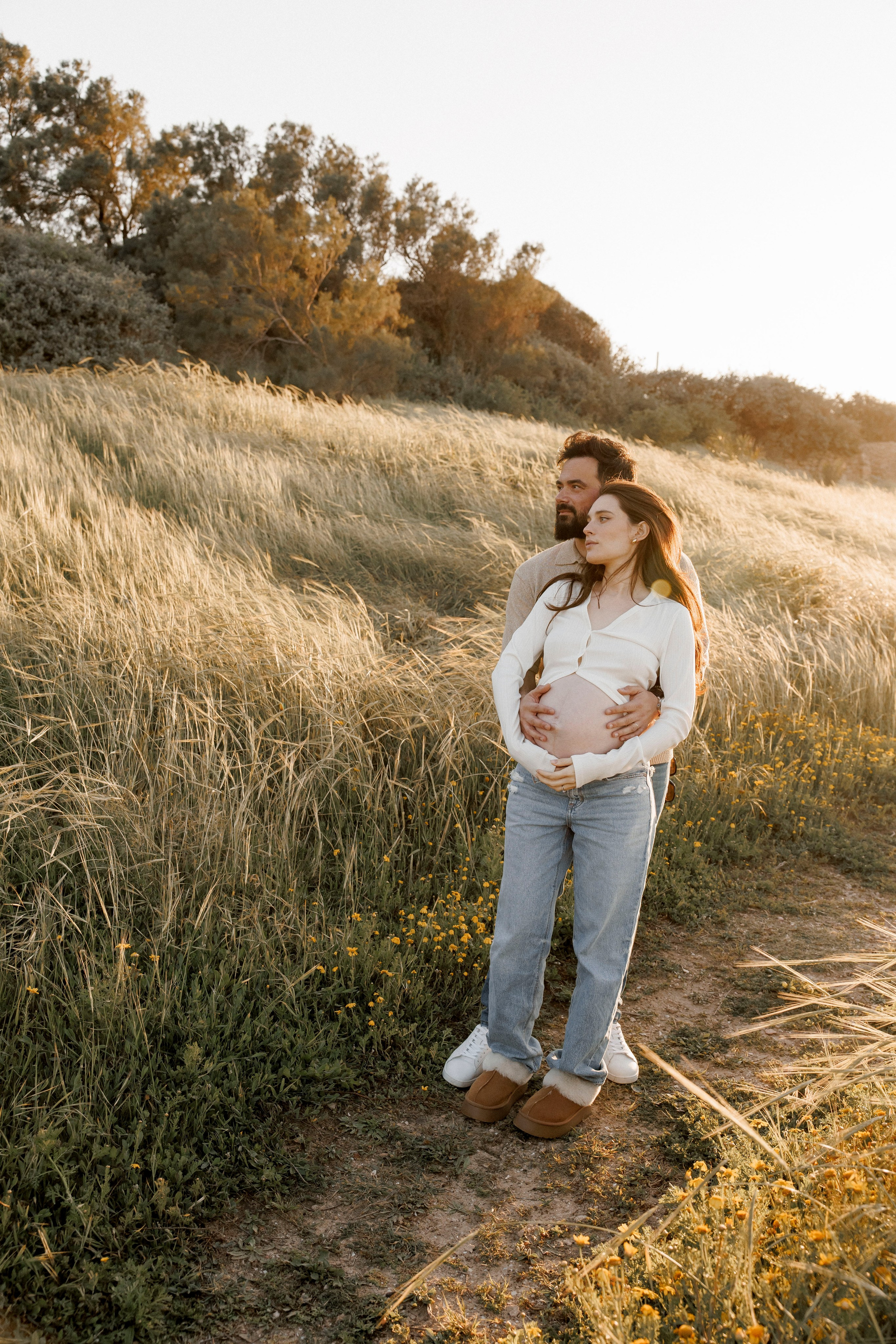 Pregnancy photoshoot (home/park/beach). Главная