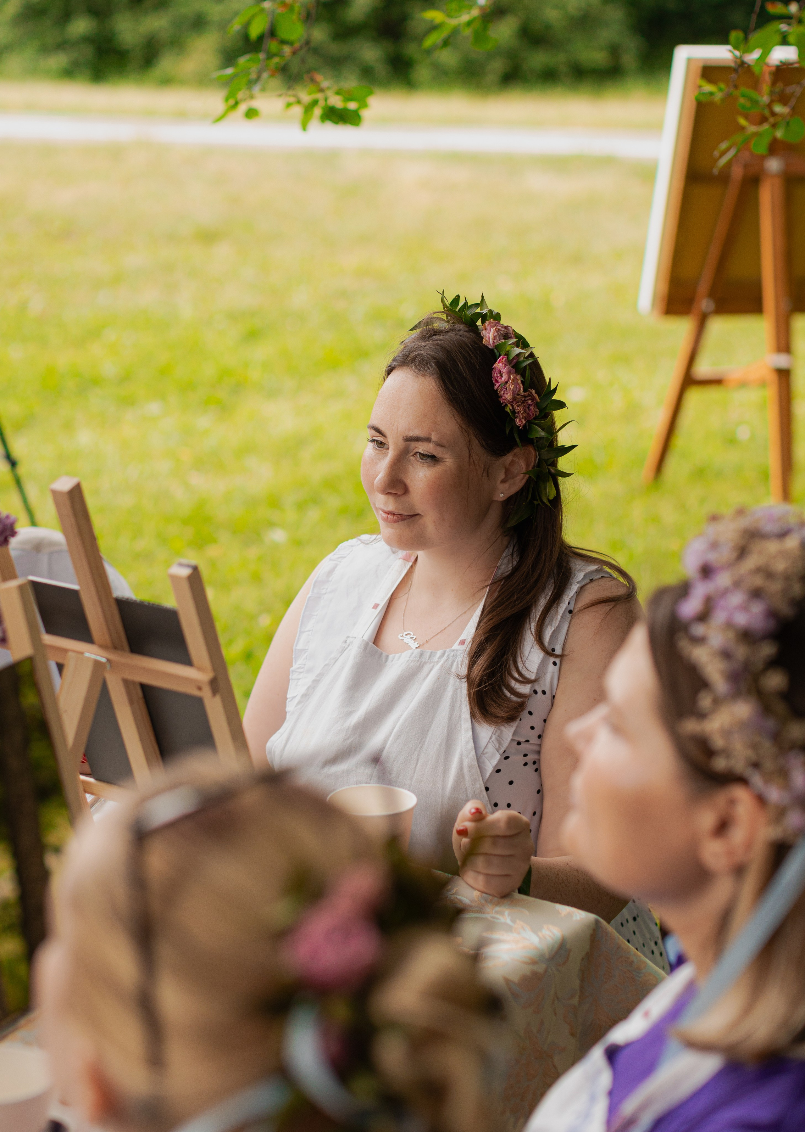 Мк Сирень на зеркале (девичник в парке). Анастасия Ракчеева Художник