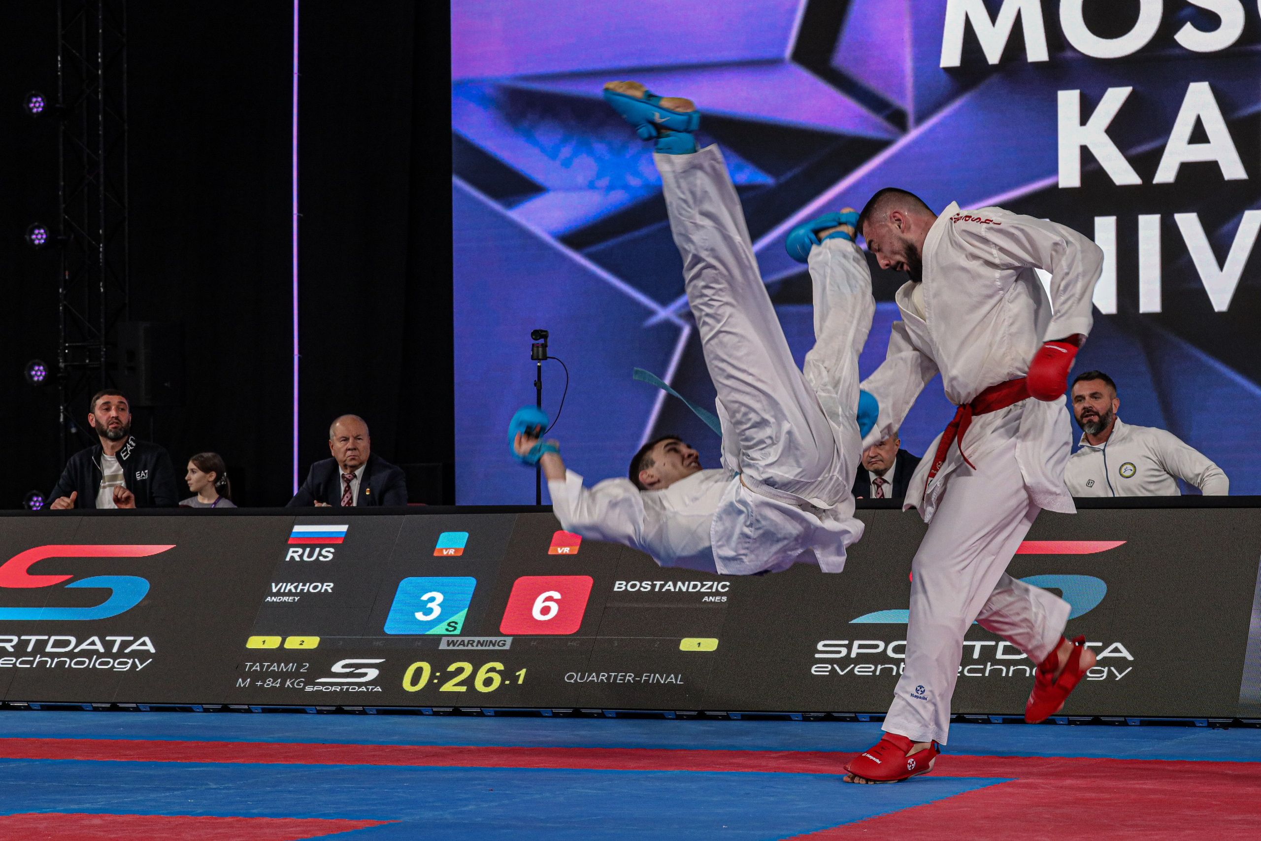 «Спорт через объектив: история в каждом снимке!»