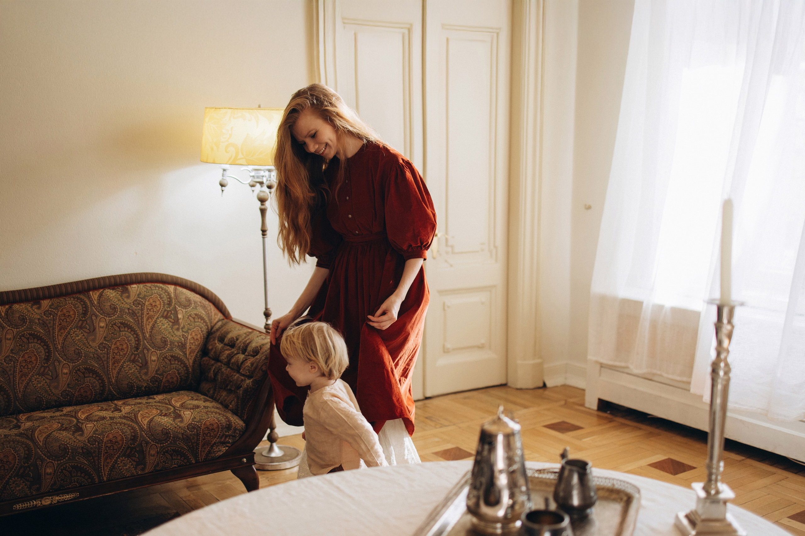 Тоня и Мироша в исторической квартире в центре Москвы. Семейный фотограф в Москве Марина Петра