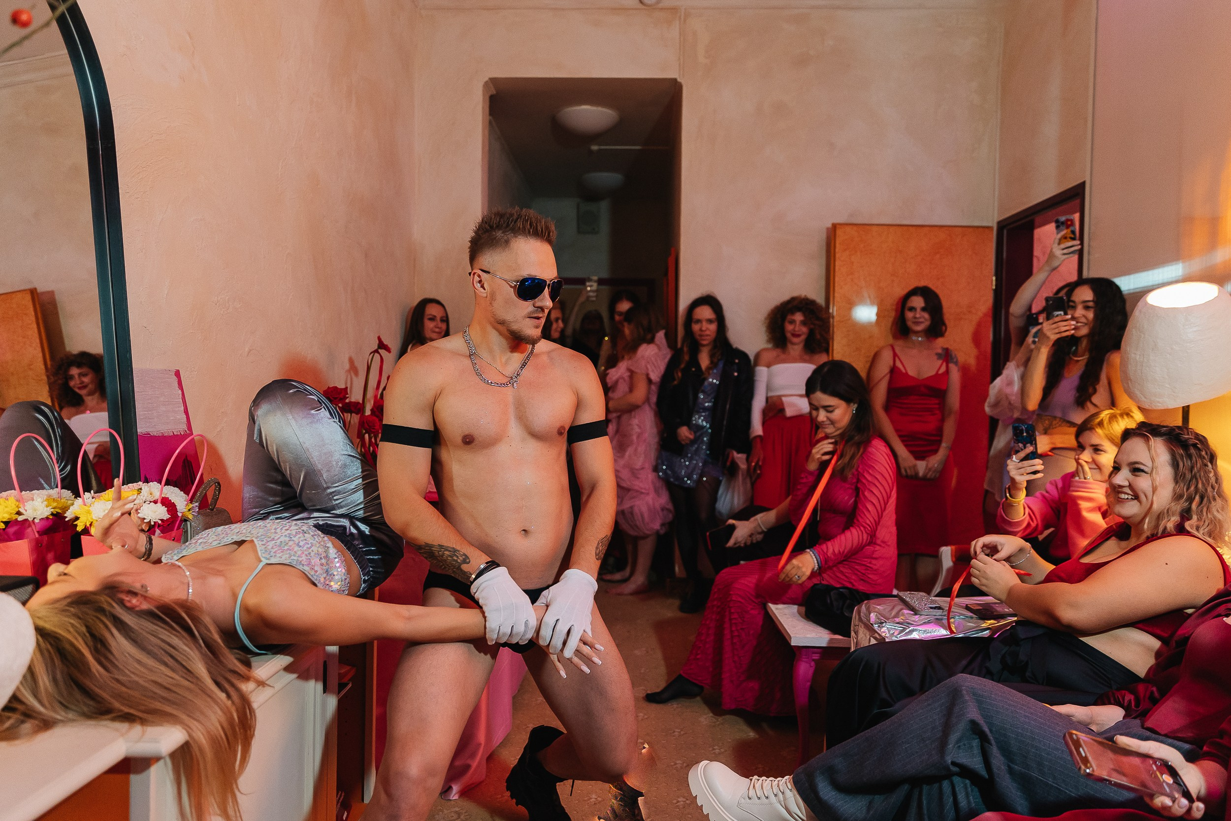 Безумная феерия в Marco. Фотограф Москва, Балашиха, МО. Свадьбы, репортажи, контент, портреты