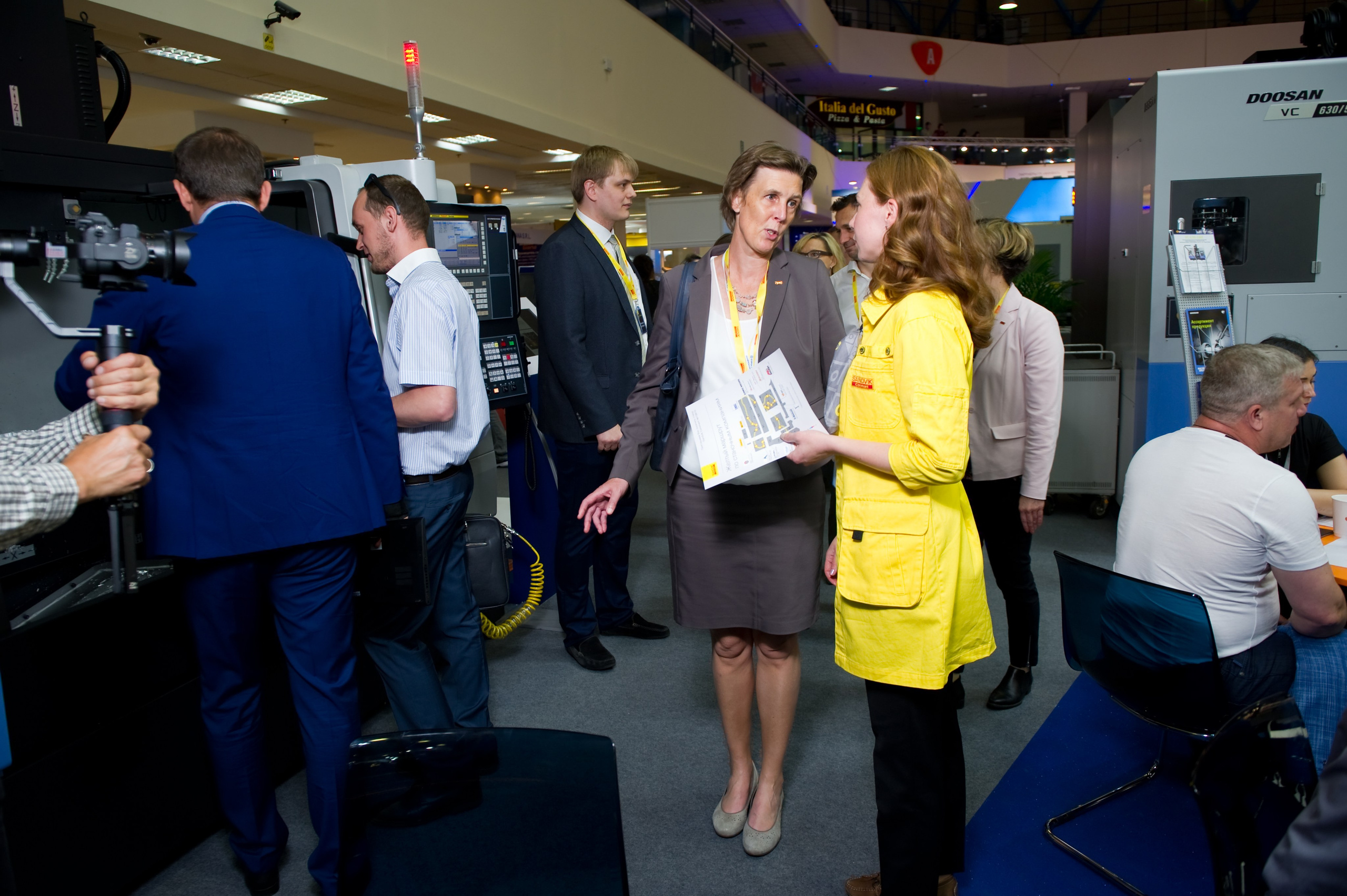 Работа Sandvik на выставке «Металлообработка». Репортажный фотограф и видеограф Слава Думчев. Тимбилдинги, отчетники, корпоративы