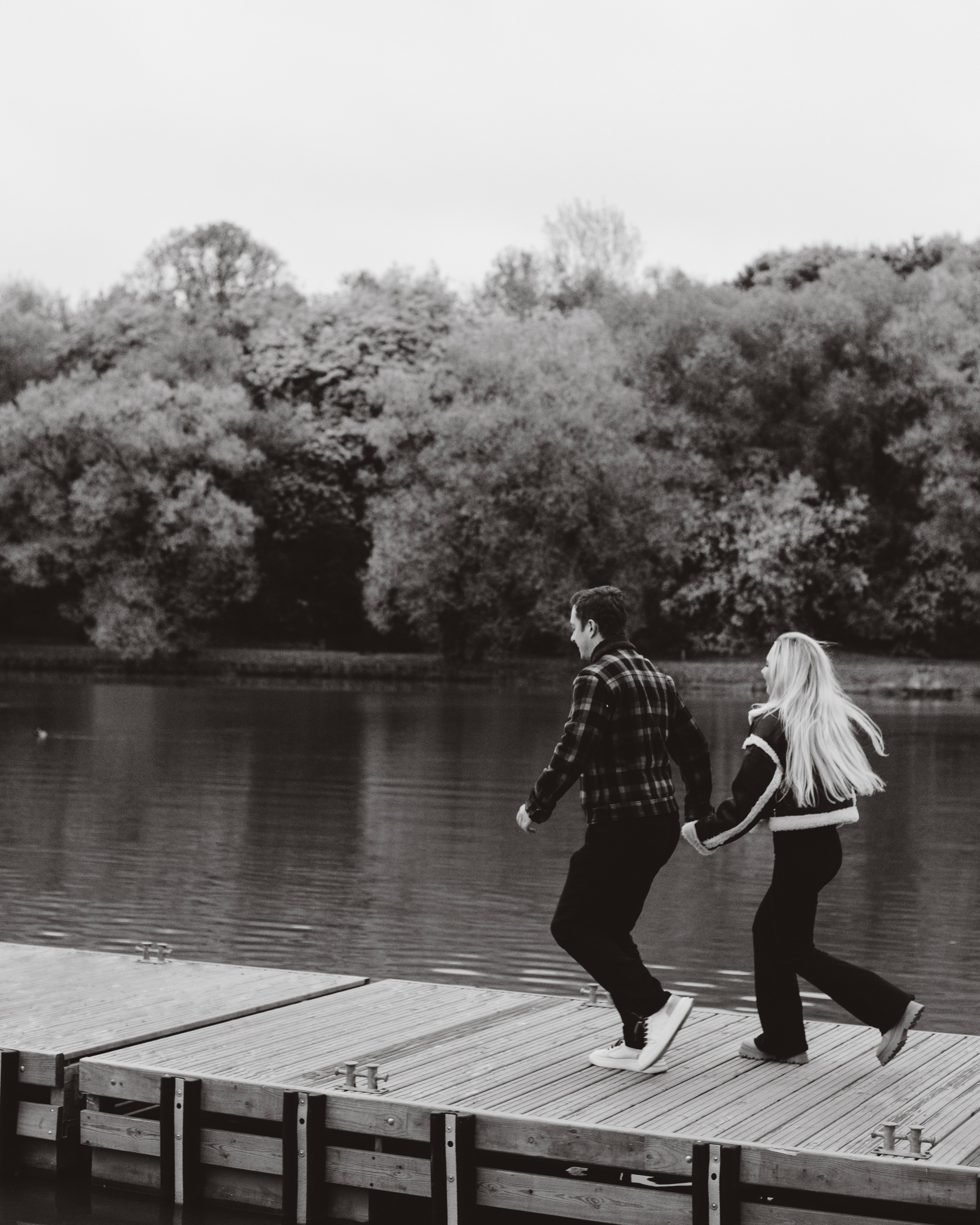 Лавстори в парке. Женский и лавстори фотограф в Москве Елена Аксютко