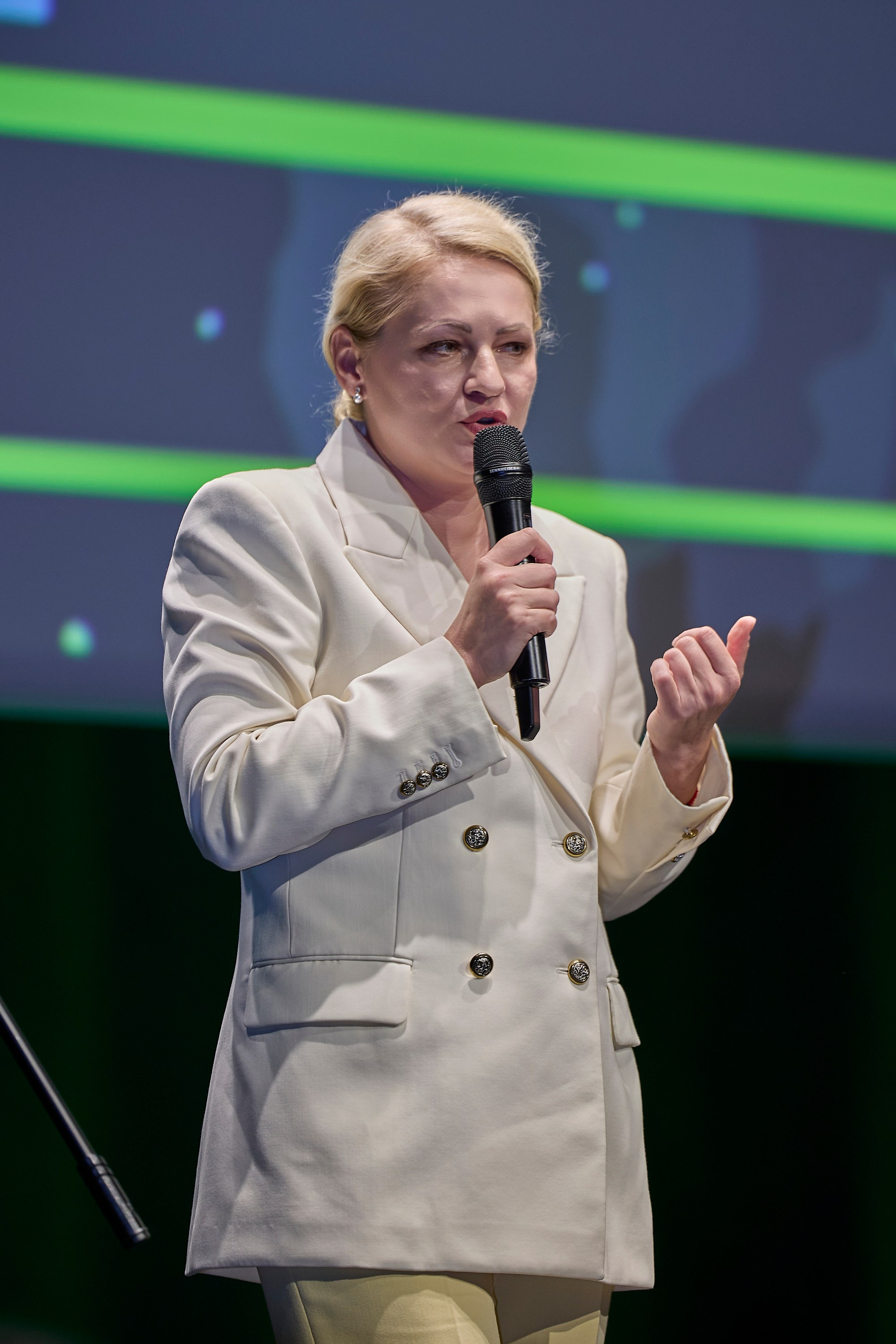 La Persona Awards 2026. Fotógrafa, videógrafa y piloto de dron en Valencia, España - Anna Baranova