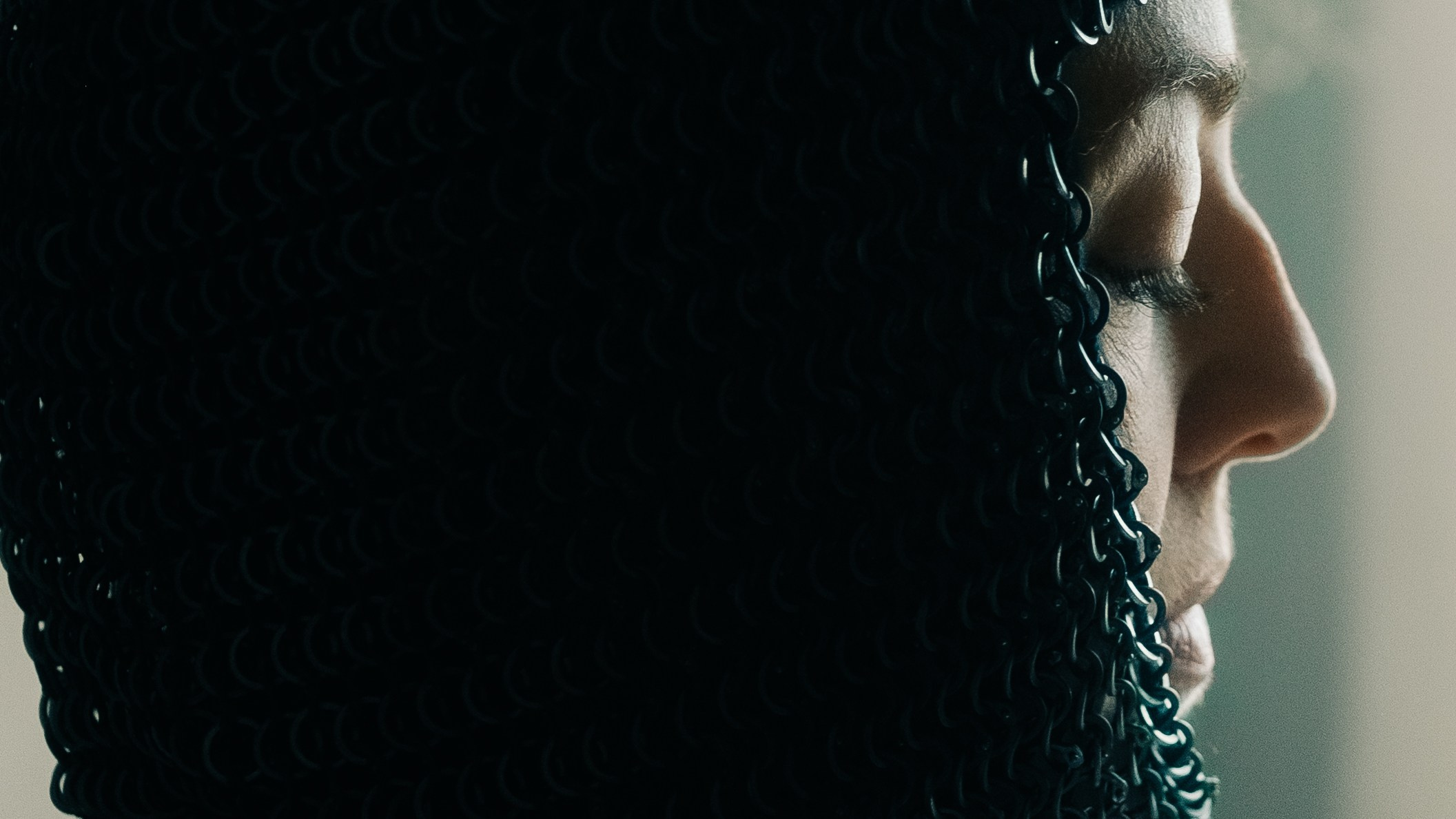 Женская психологическая съёмка в студии. Фотоведьма Дарья Нечинская