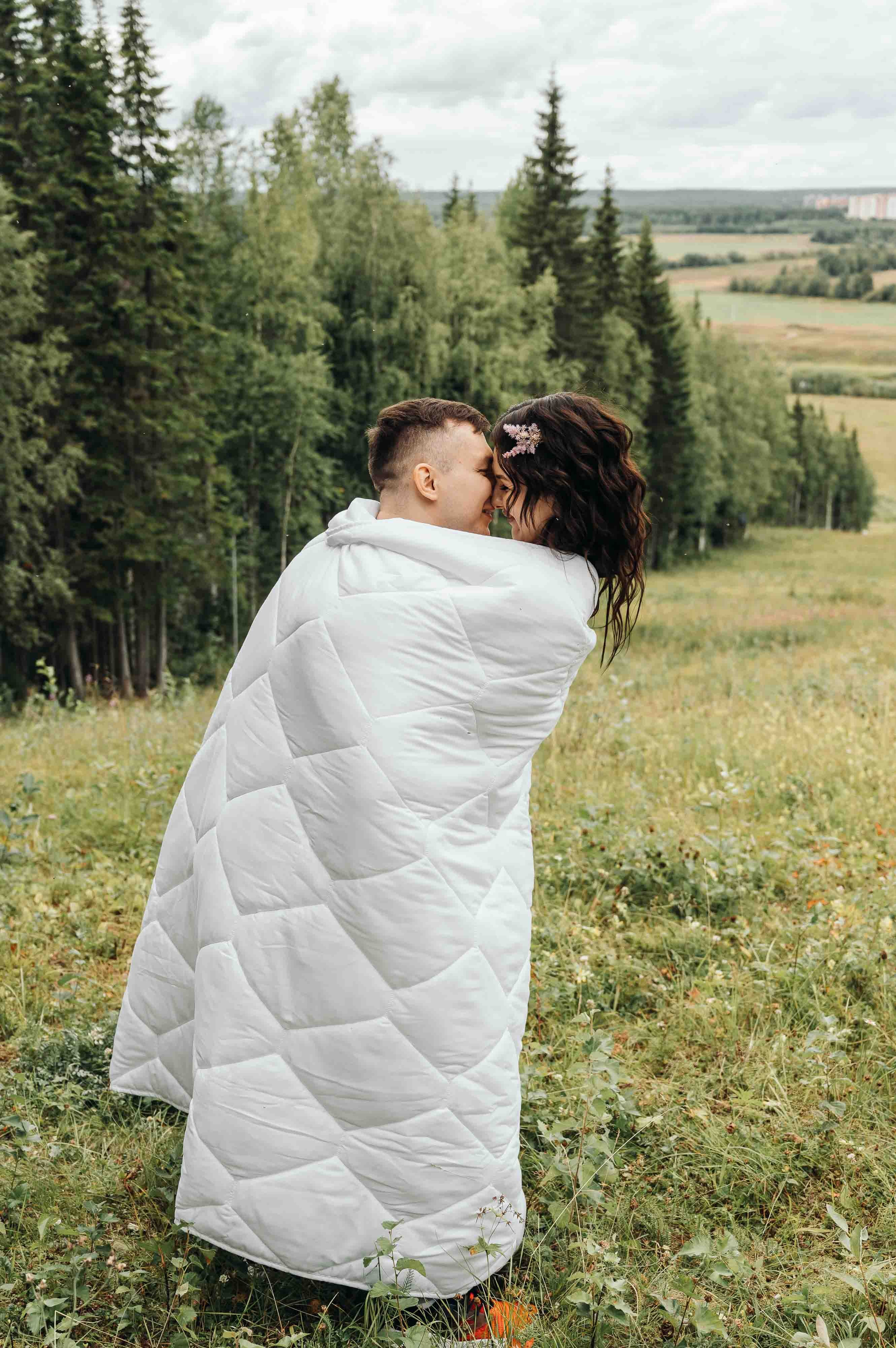 Свадебная фотосессия и прогулка на свежем воздухе. Свадебный и семейный фотограф в Котласе Никита Попов