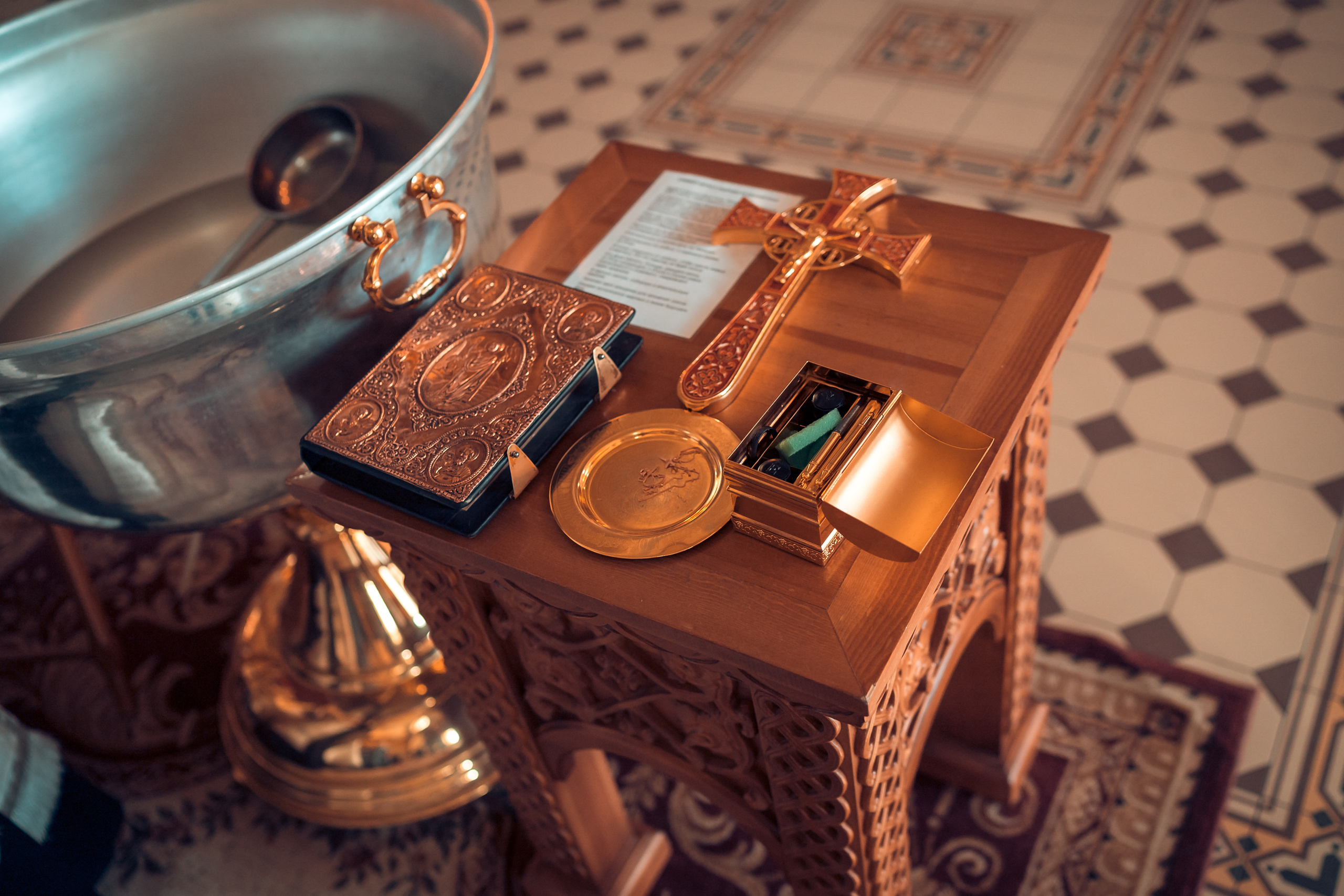 Крещение Екатерины Храм Иоанна Предтечи. Фотограф на Крещение и Венчание в Красноярске Рамазанова Юлия