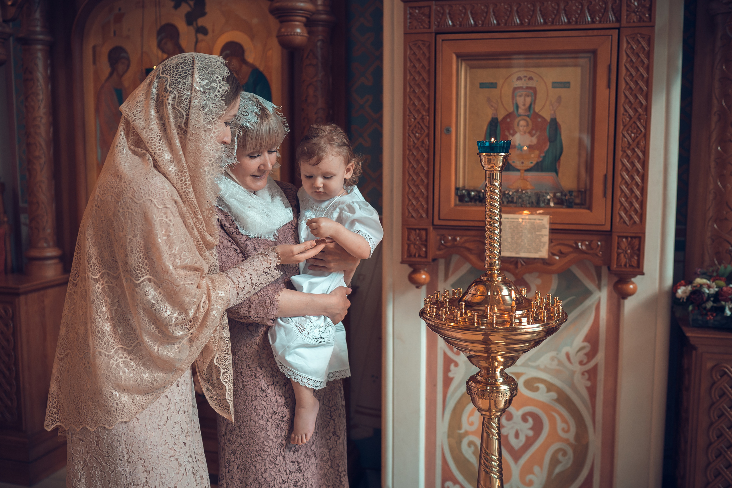 Крещение Анны Храм Иоанна Предтечи. Фотограф на Крещение и Венчание в Красноярске Рамазанова Юлия
