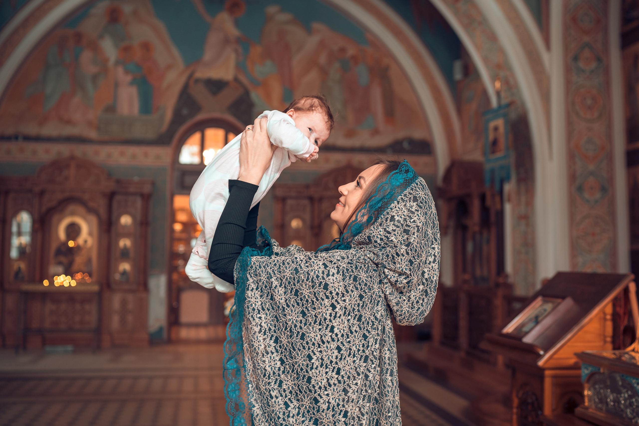 Крещение Евы Храм Иоанна Предтечи. Фотограф на Крещение и Венчание в Красноярске Рамазанова Юлия