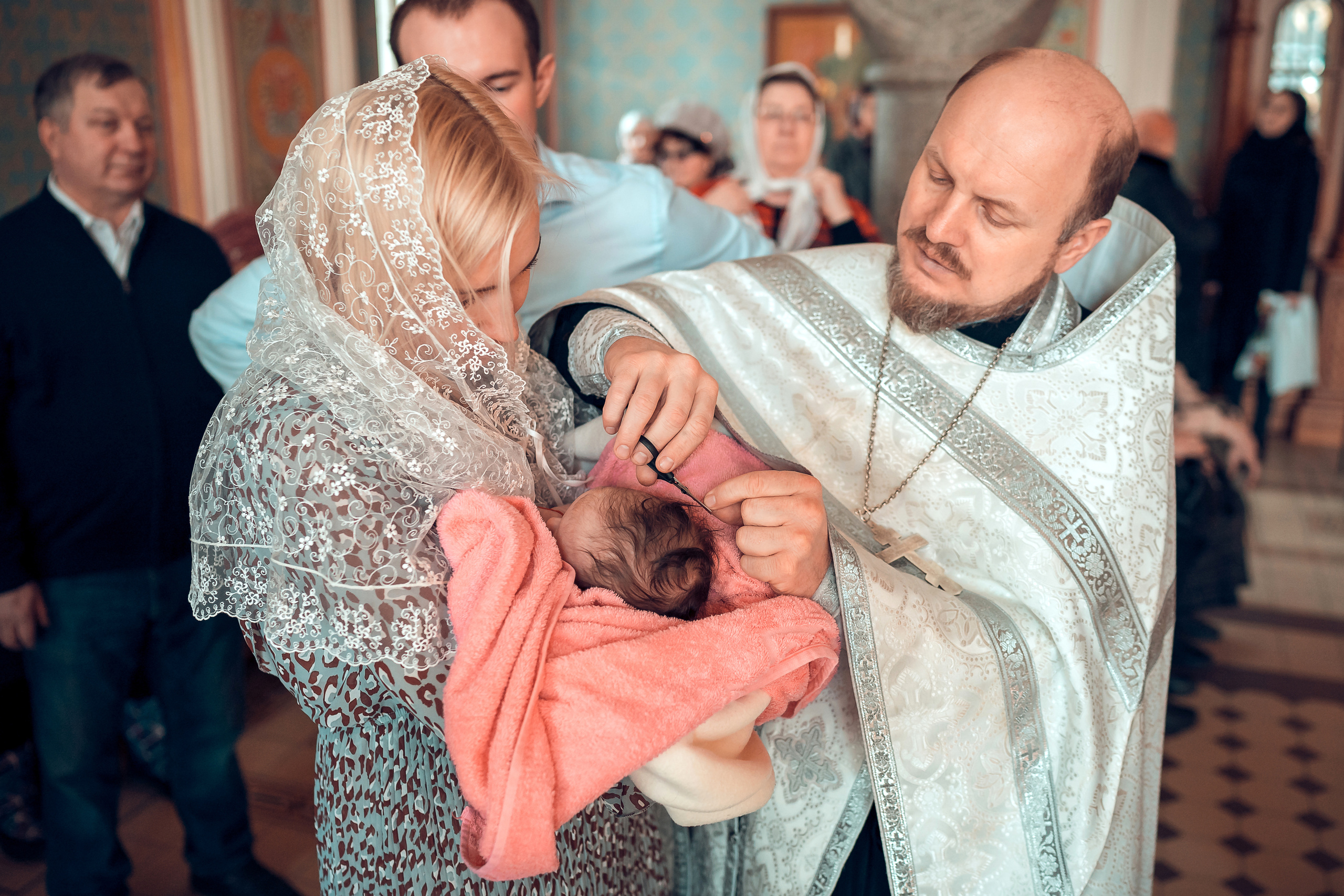 Крещение Екатерины Храм Иоанна Предтечи. Фотограф на Крещение и Венчание в Красноярске Рамазанова Юлия