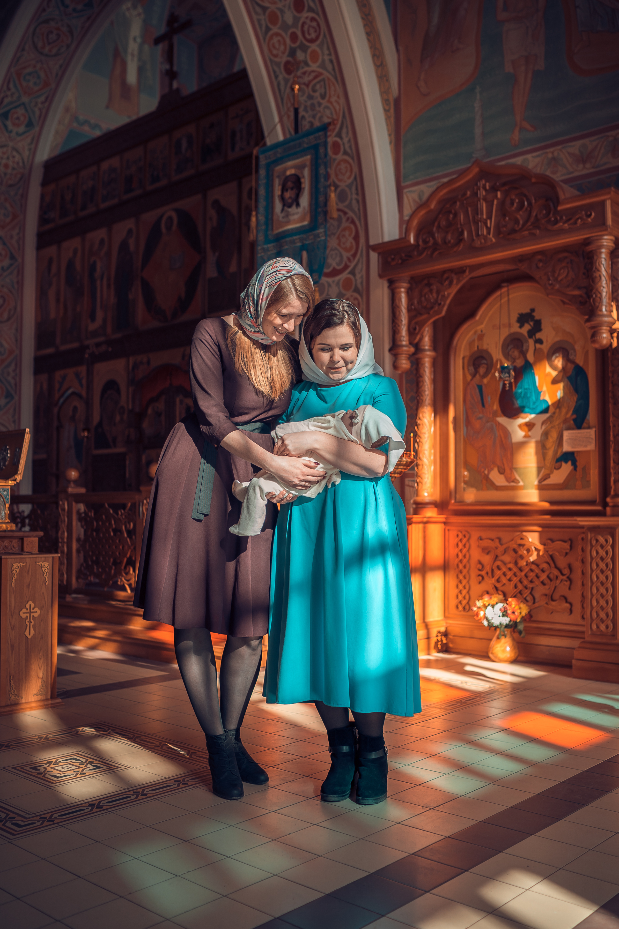 Крещение Екатерины Храм Иоанна Предтечи. Фотограф на Крещение и Венчание в Красноярске Рамазанова Юлия