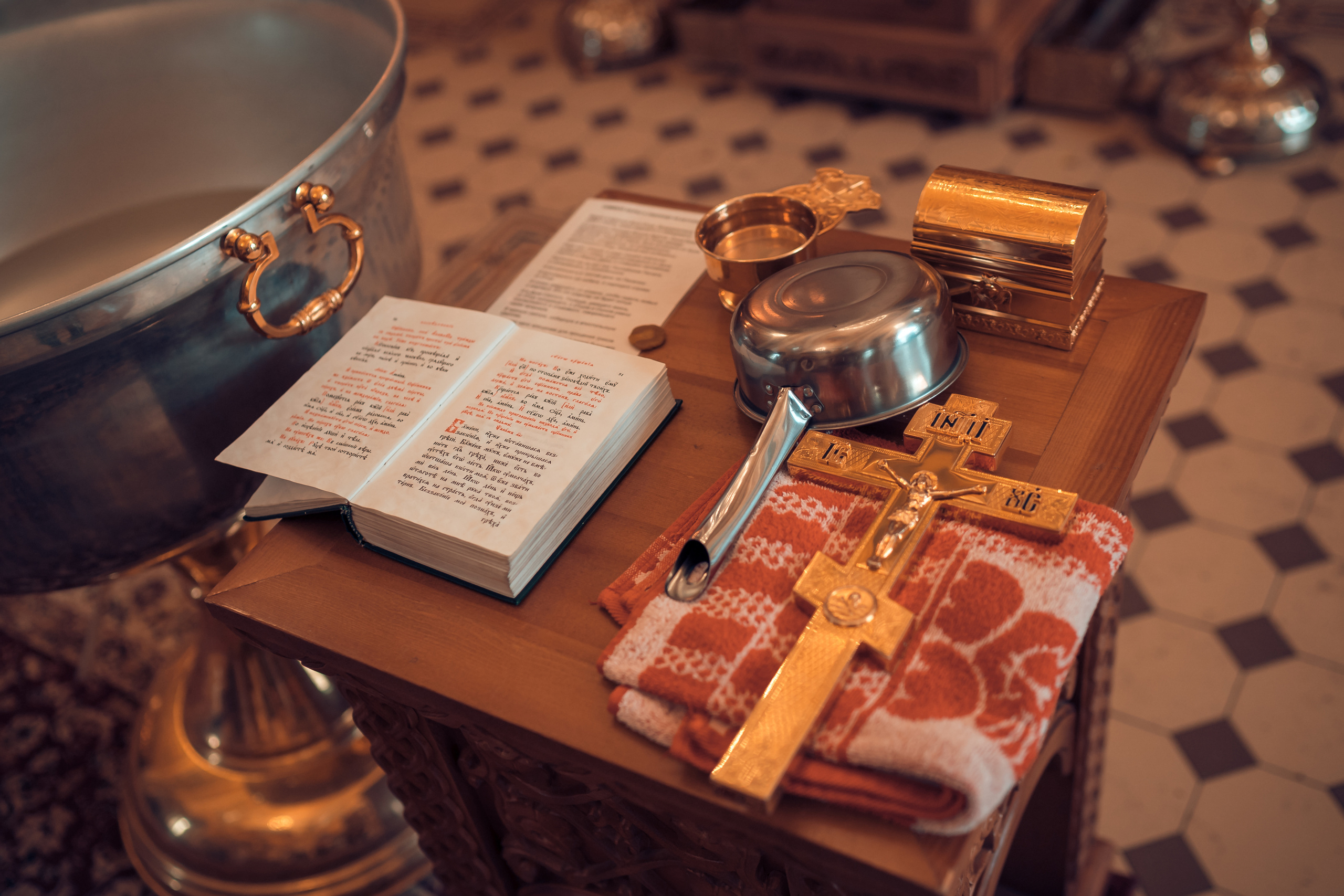 Крещение Таисии Храм Иоанна Предтечи. Фотограф на Крещение и Венчание в Красноярске Рамазанова Юлия