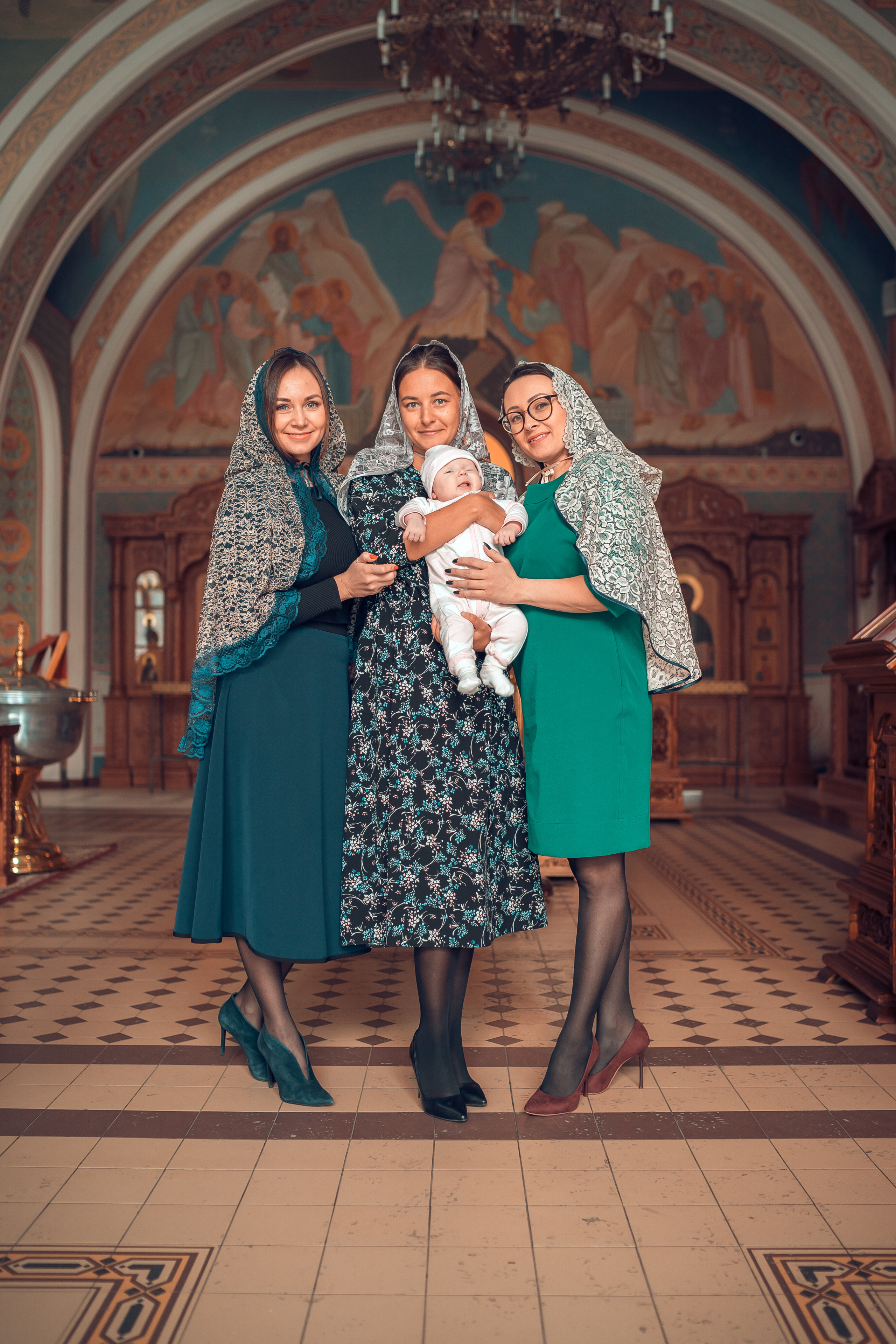 Крещение Евы Храм Иоанна Предтечи. Фотограф на Крещение и Венчание в Красноярске Рамазанова Юлия