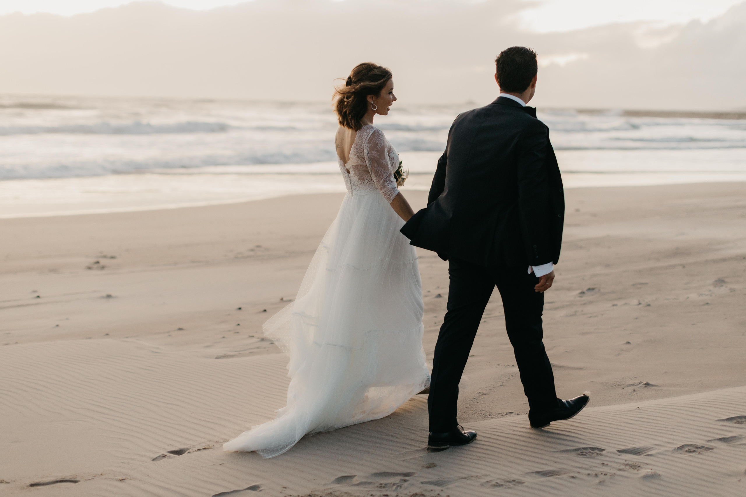 Nacho & Leticia — Costa da Caparica (Portugal). Richard and Irene - Destination wedding photographer