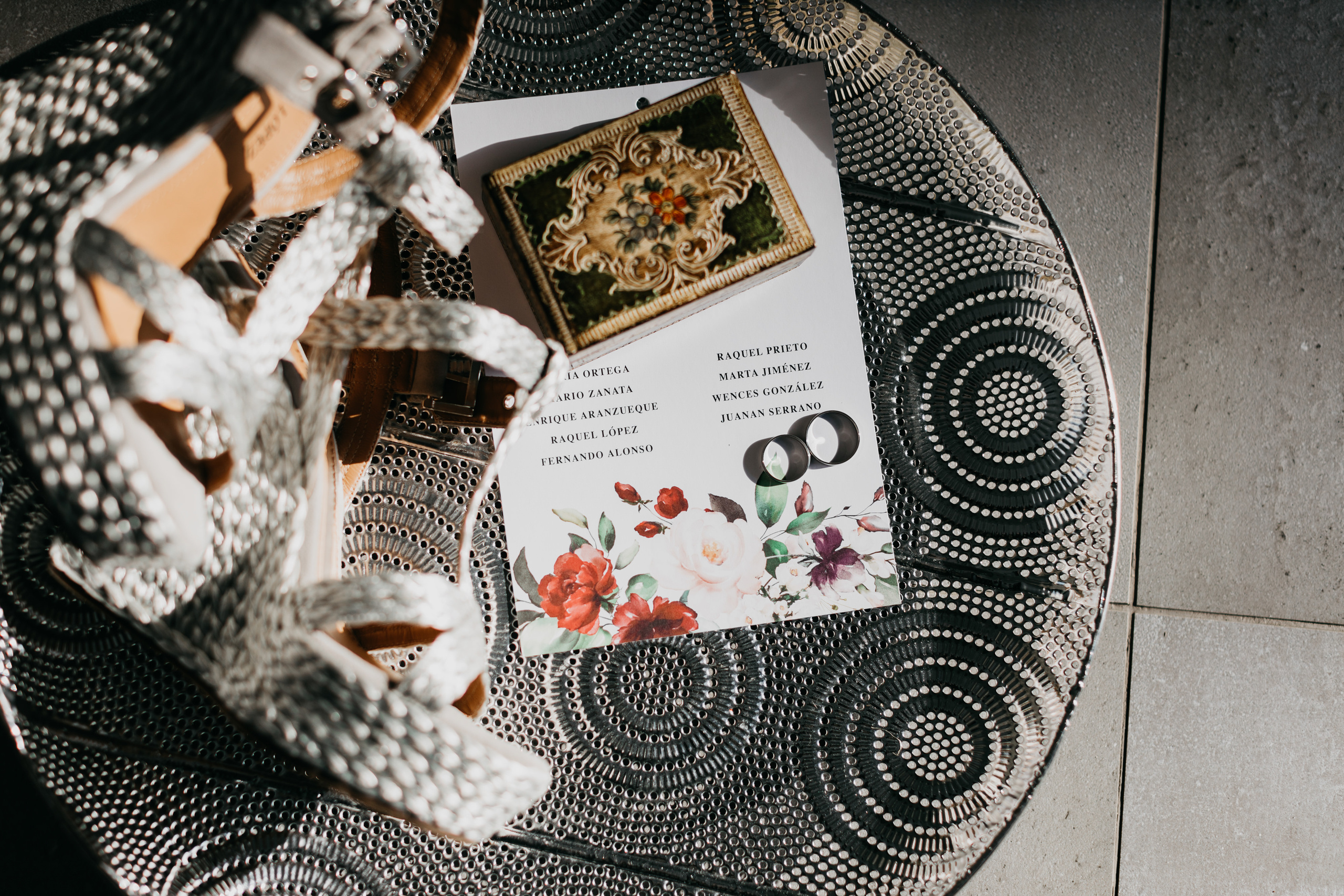 Nacho & Leticia — Costa da Caparica (Portugal). Richard and Irene - Destination wedding photographer