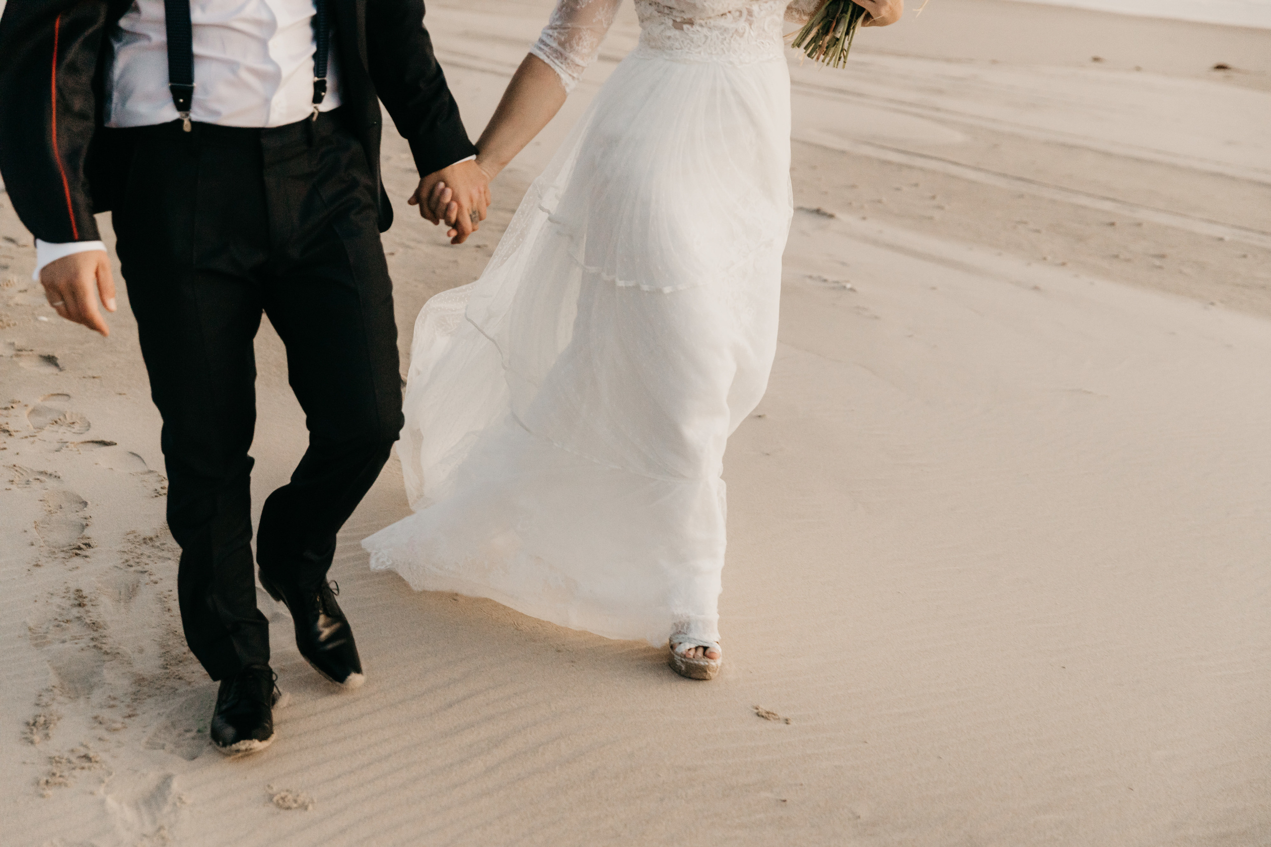 Nacho & Leticia — Costa da Caparica (Portugal). Richard and Irene - Destination wedding photographer