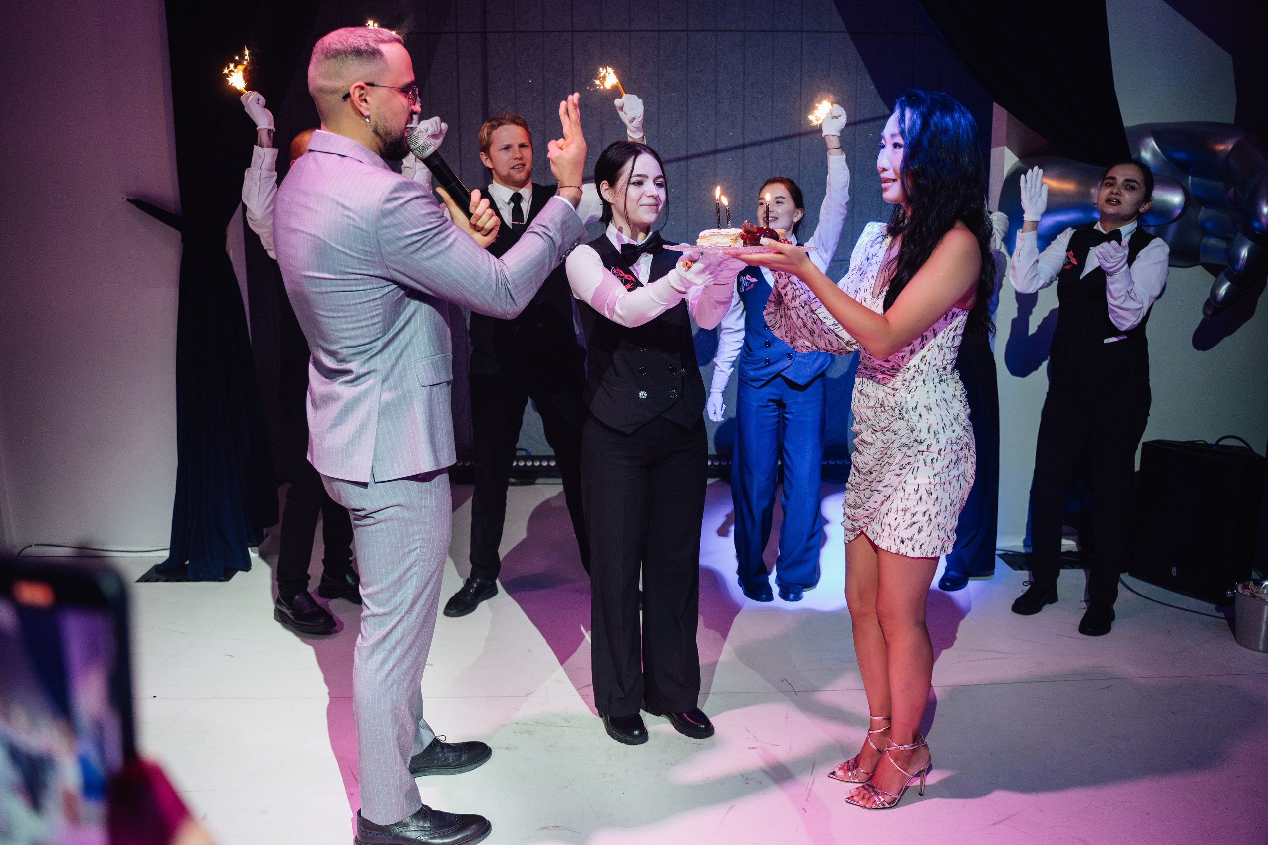 12 апреля (пятница). BENUAR Restaurant