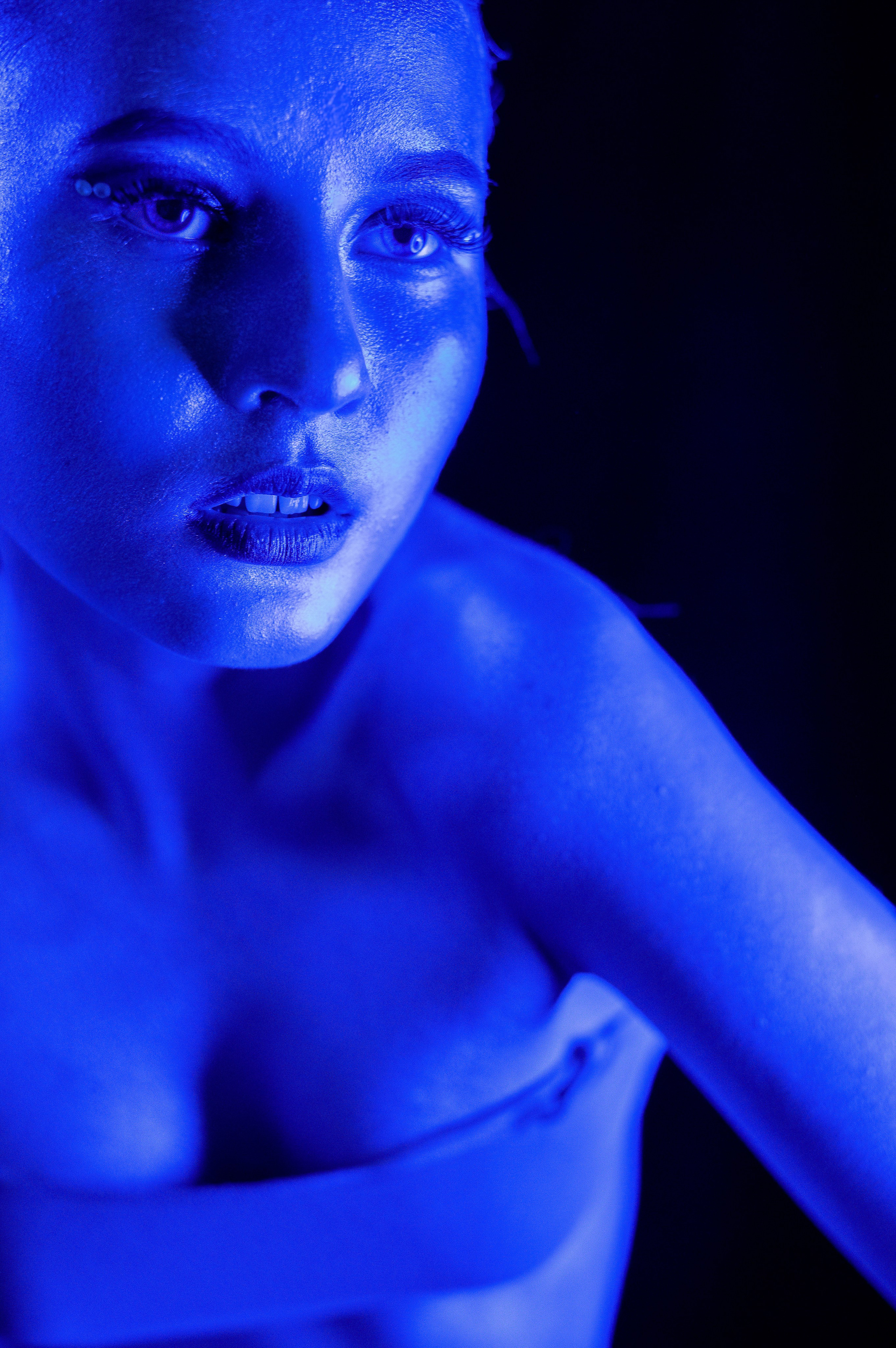 НЕОН. Спортивный фотограф в Москве Фадеева Ирина. Соревнования, турниры, чемпионаты по танцам. отчетные концерты, съемка под водой