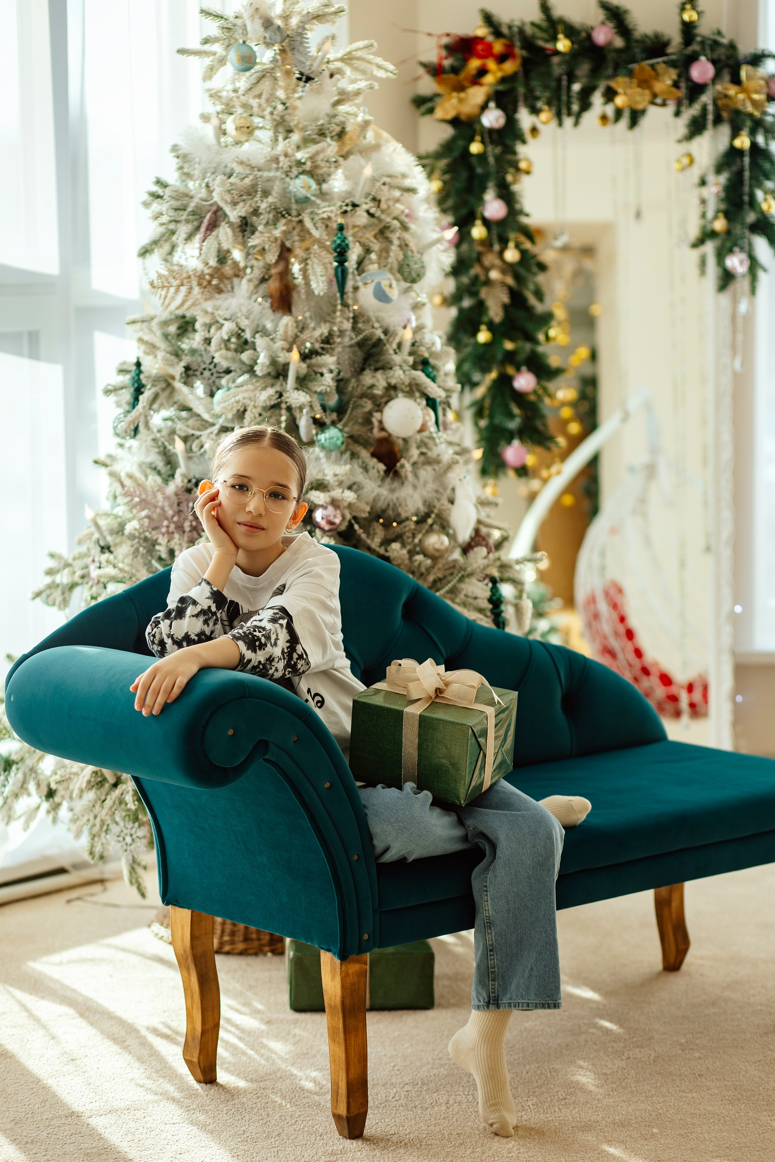 Новогодняя съёмка в студии. Фотограф Григорьева Ольга. Портретная, семейная съёмка, Love Stori, видеосъёмка в городе Чита. Выпускные альбомы, фотокниги