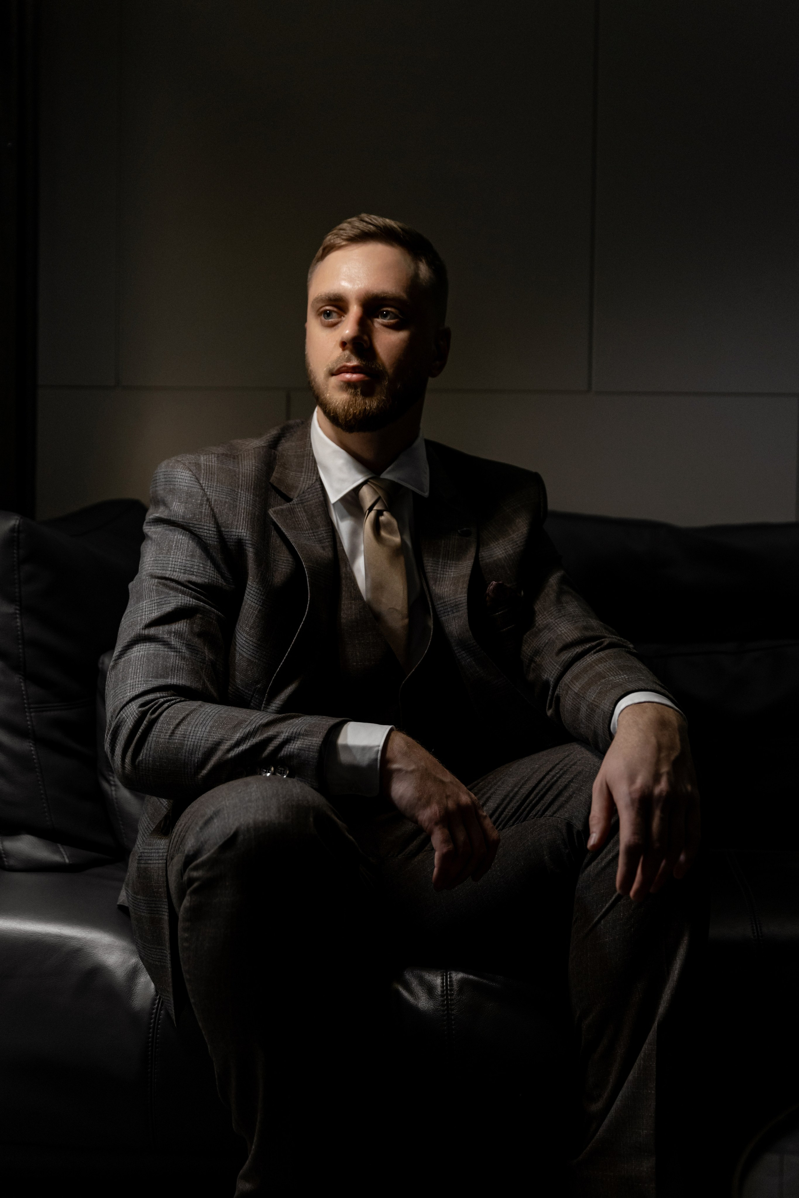 Свадебная серия в Отеле Гамма. Свадебный и портретный фотограф в Санкт-Петербурге Надежда Чечулина