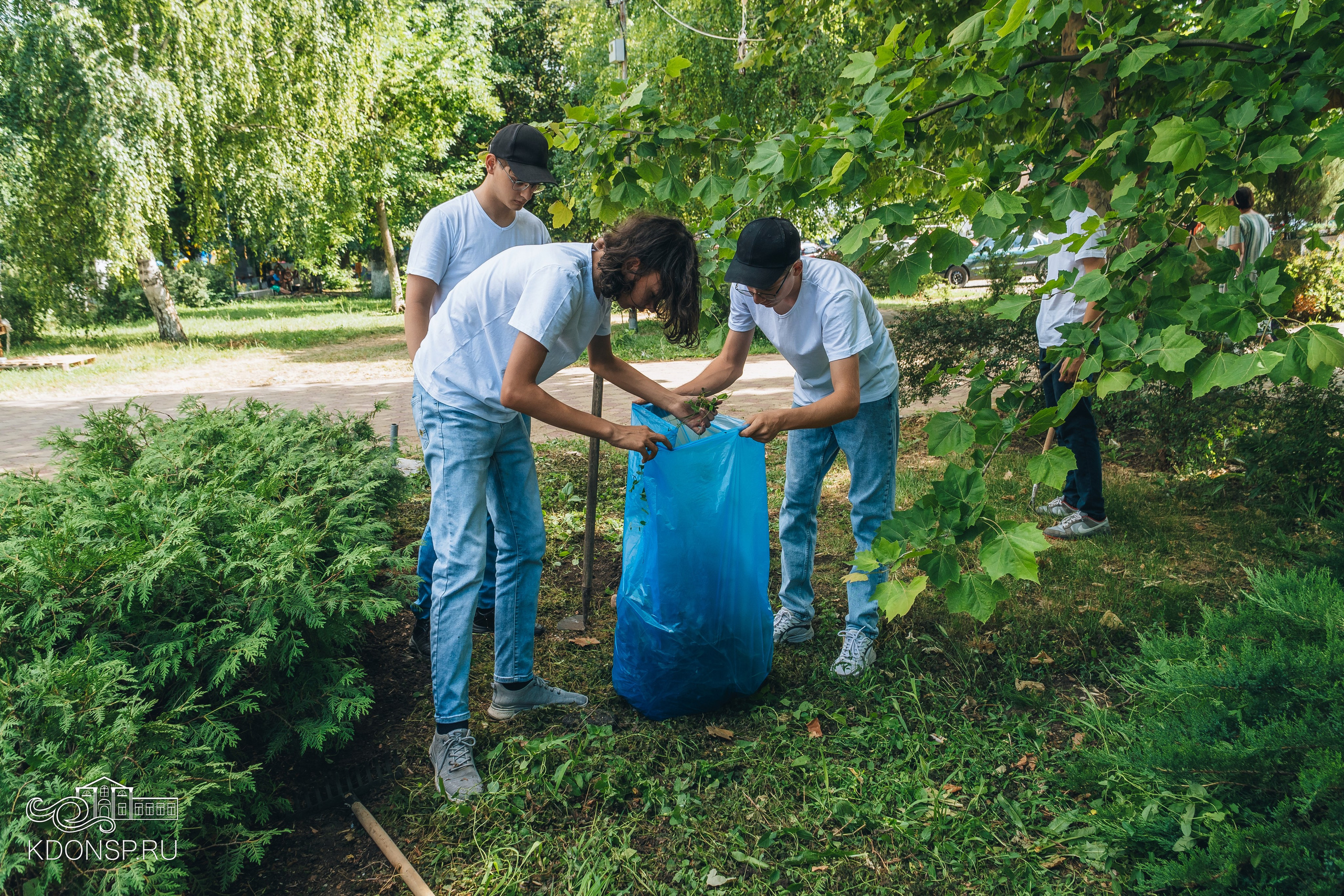 «Сад Памяти». Новотитаровский Дом культуры