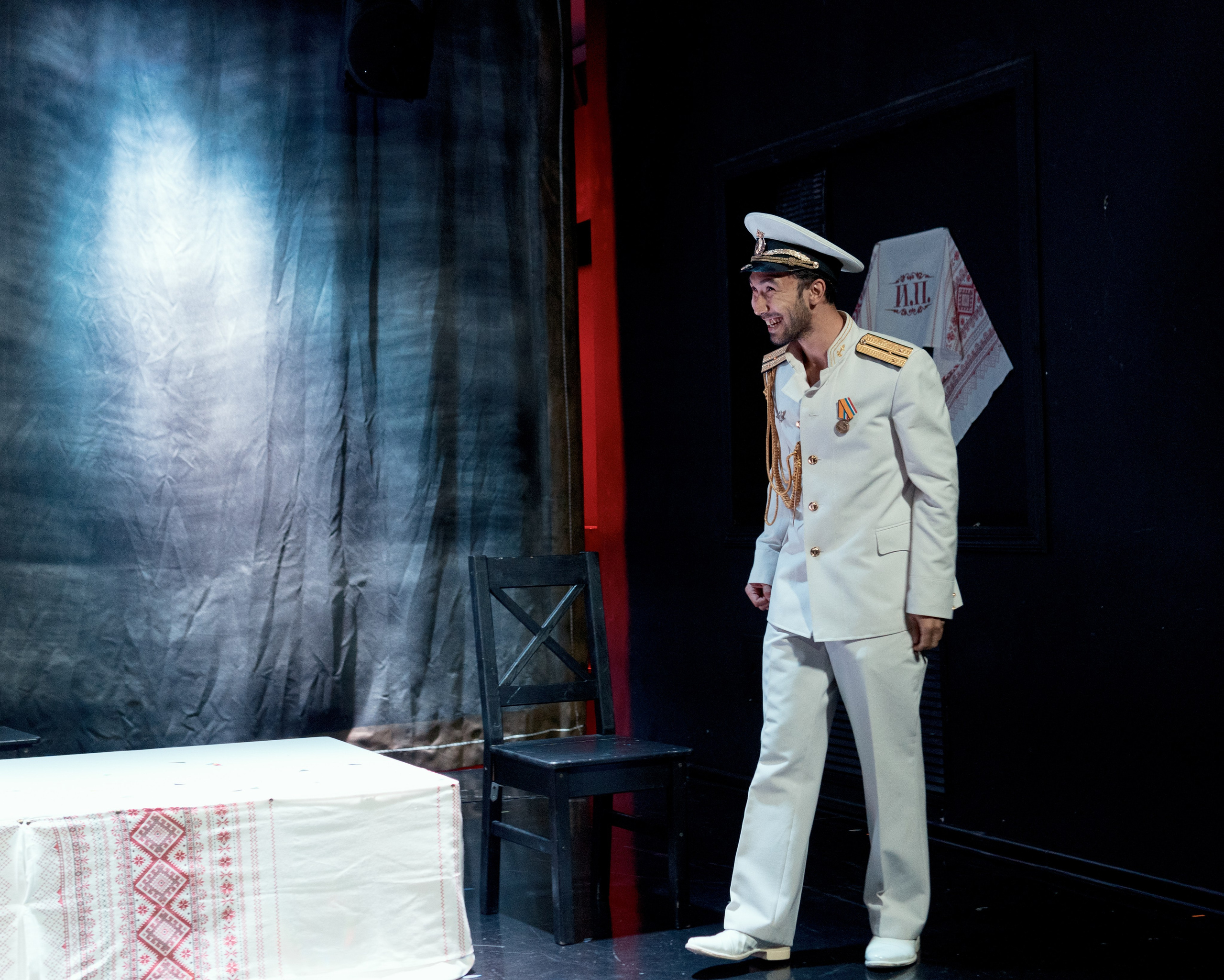 Спектакль «Женитьба». Репортажный и портретный фотограф Андрей Гаровский