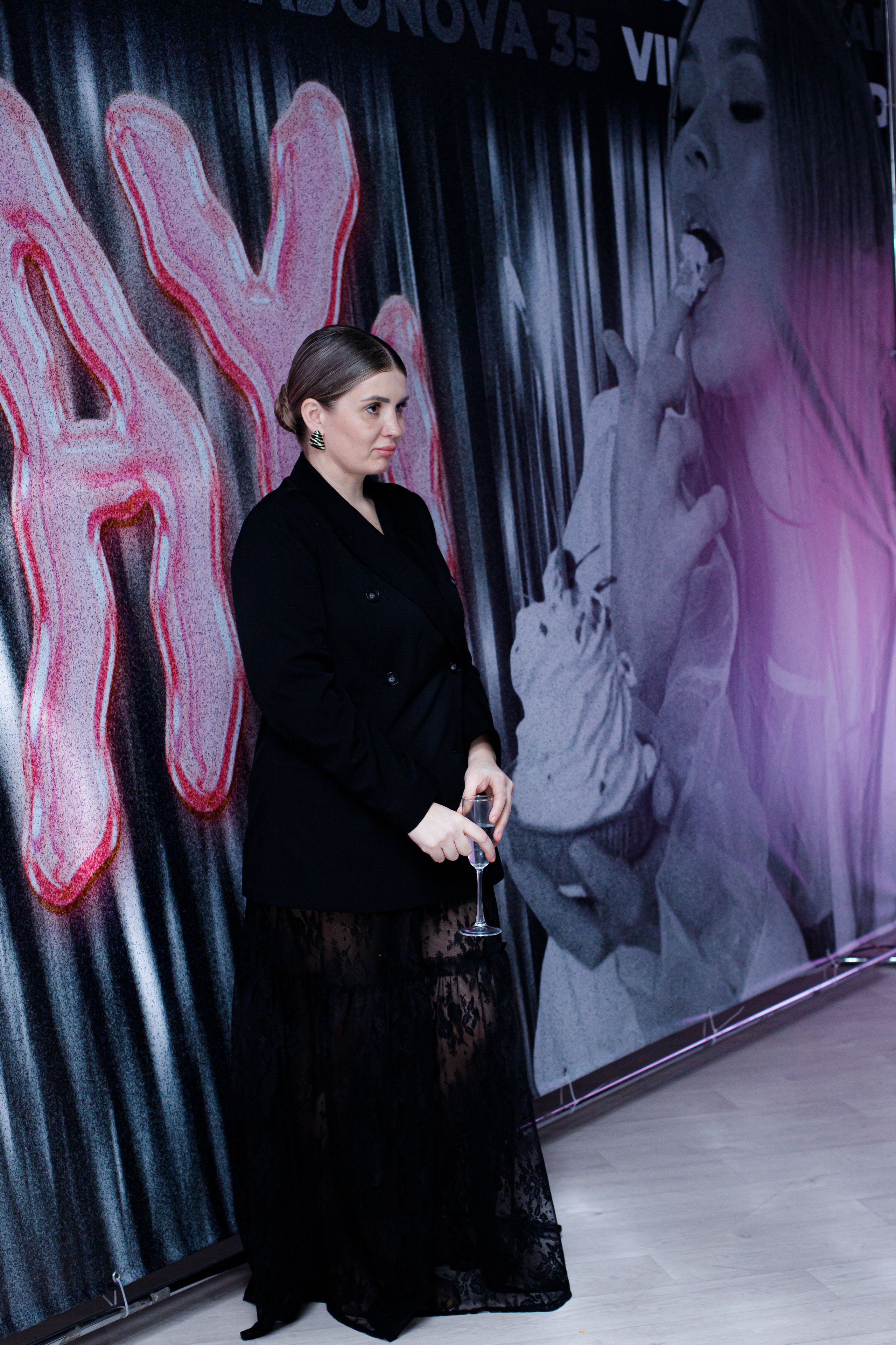 VIKA KARMADONOVA. Photokarish