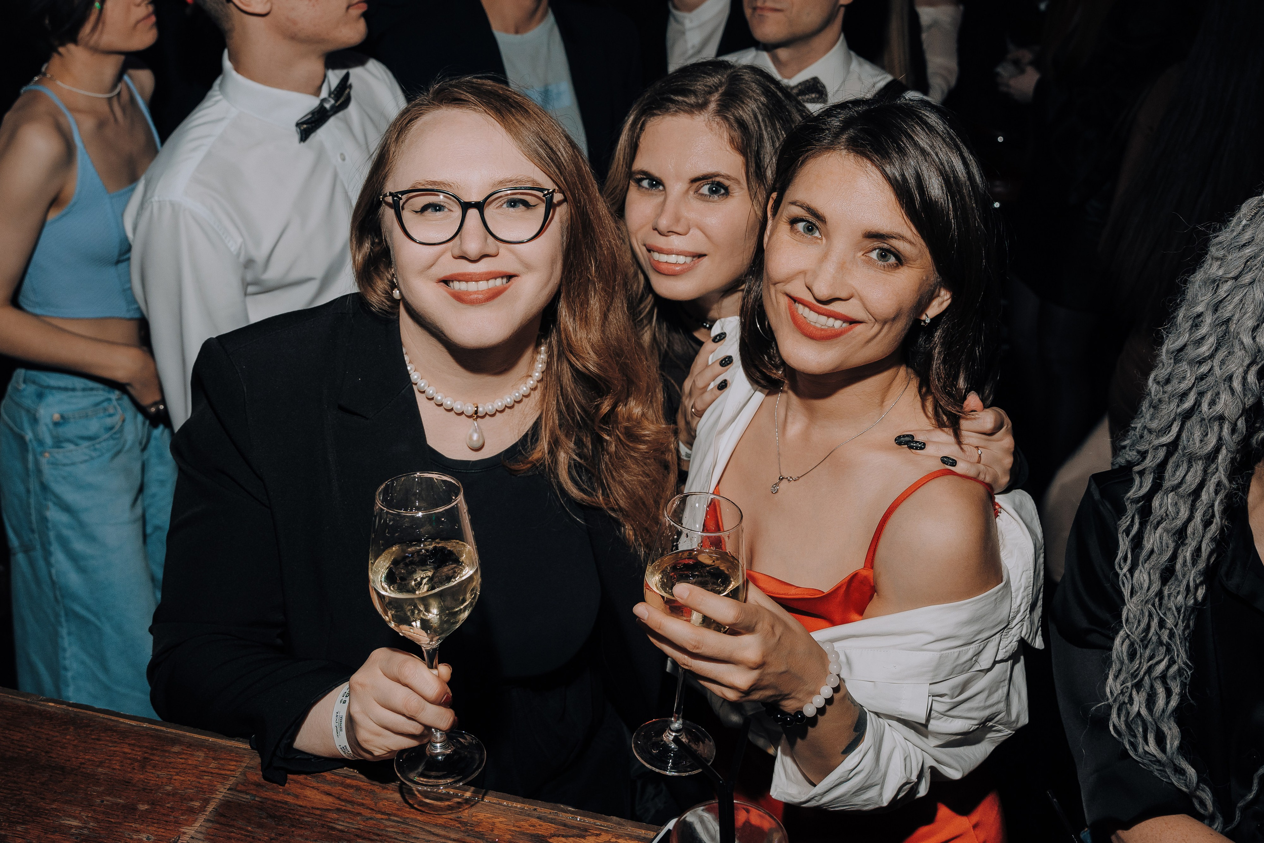 20 ЛЕТ МЕГАПОЛИС ЧЕЛЯБИНСК ХЕДЛАЙНЕР ЕЛКА. Репортажный фотограф Зуев Роман г. Челябинск