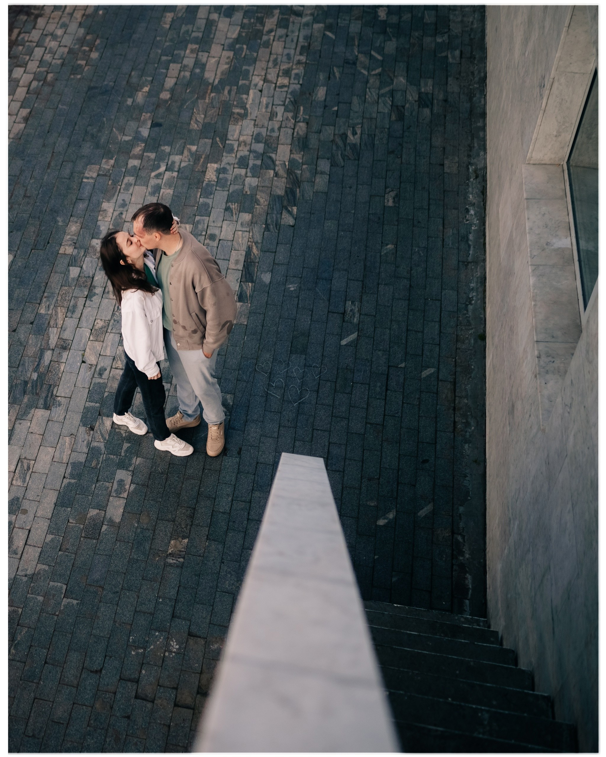 Настя и Гриша. Непарадное в парадных