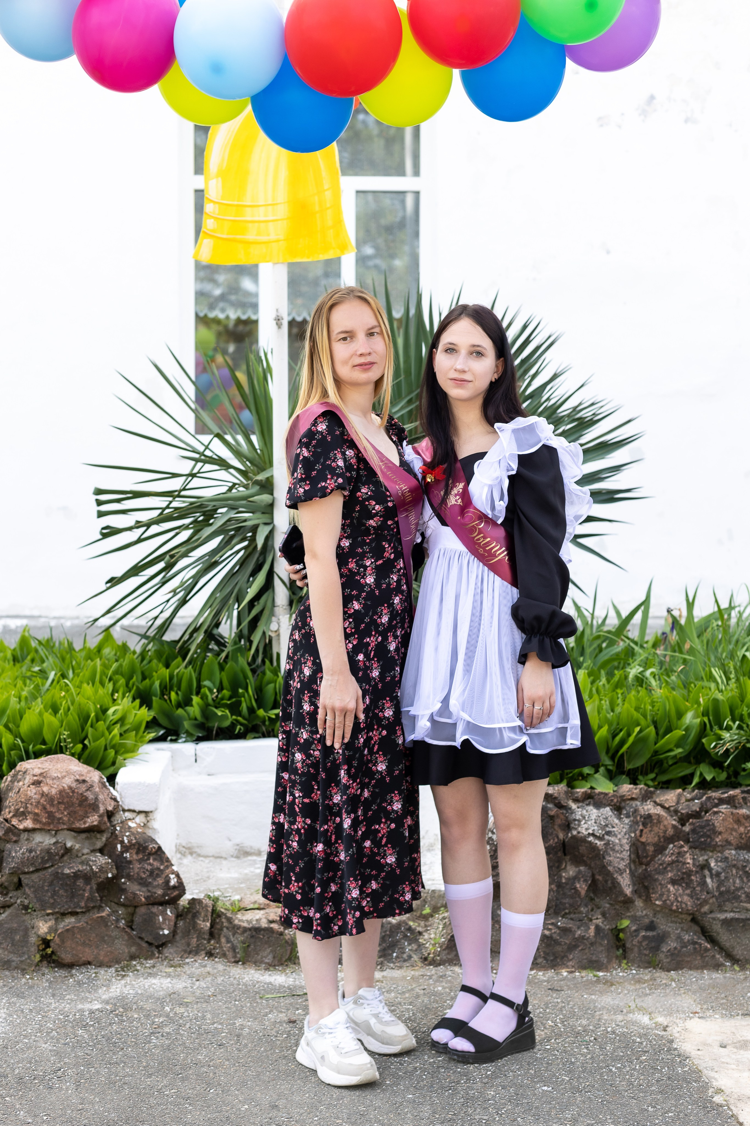 Последний звонок. Выпускные альбомы Майкоп, Краснодар Елена Золотарева