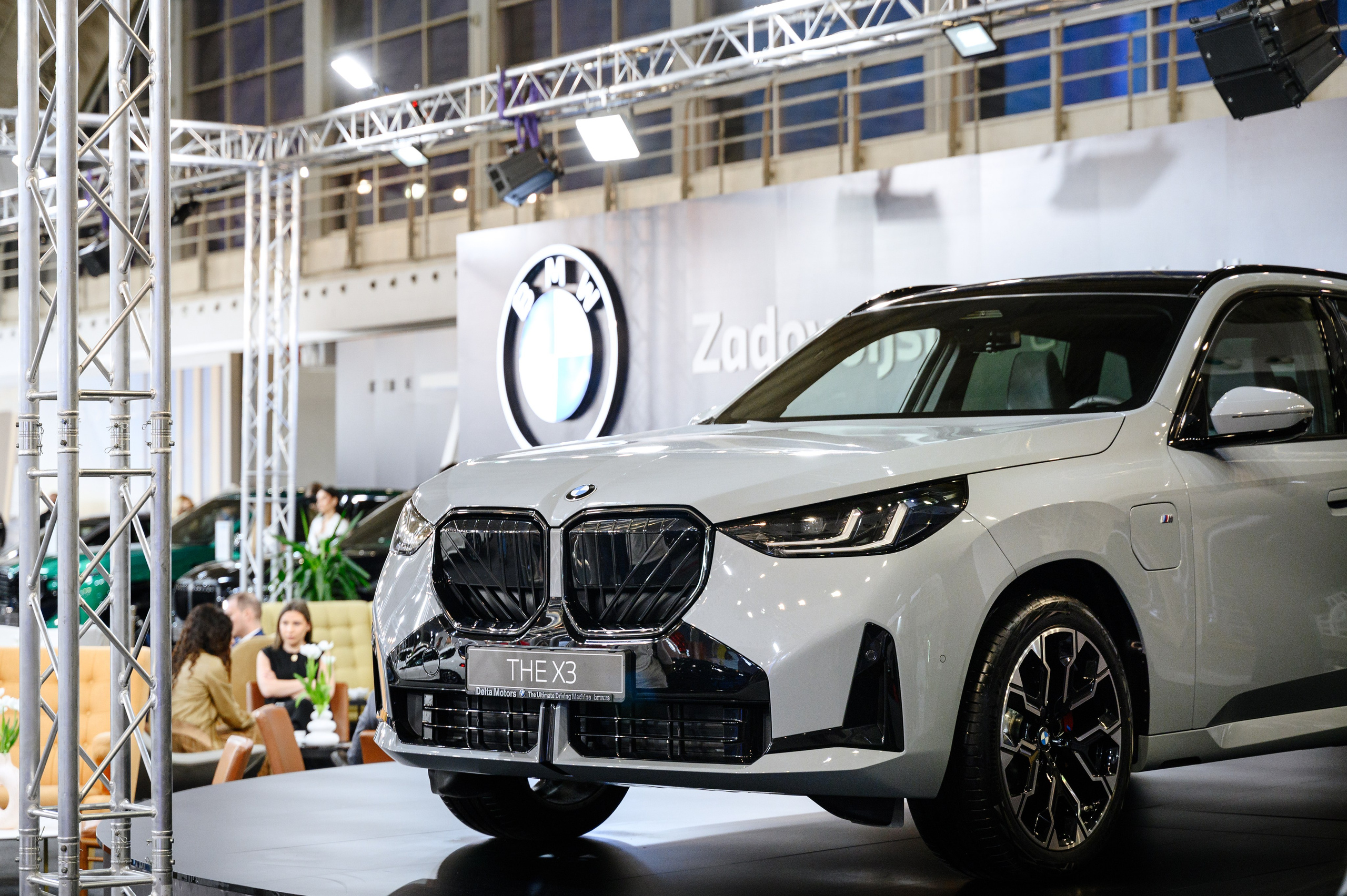 56-й Международный автосалон в Белграде. Елена Чеснокова спортивный фотограф во Владимире и Белграде