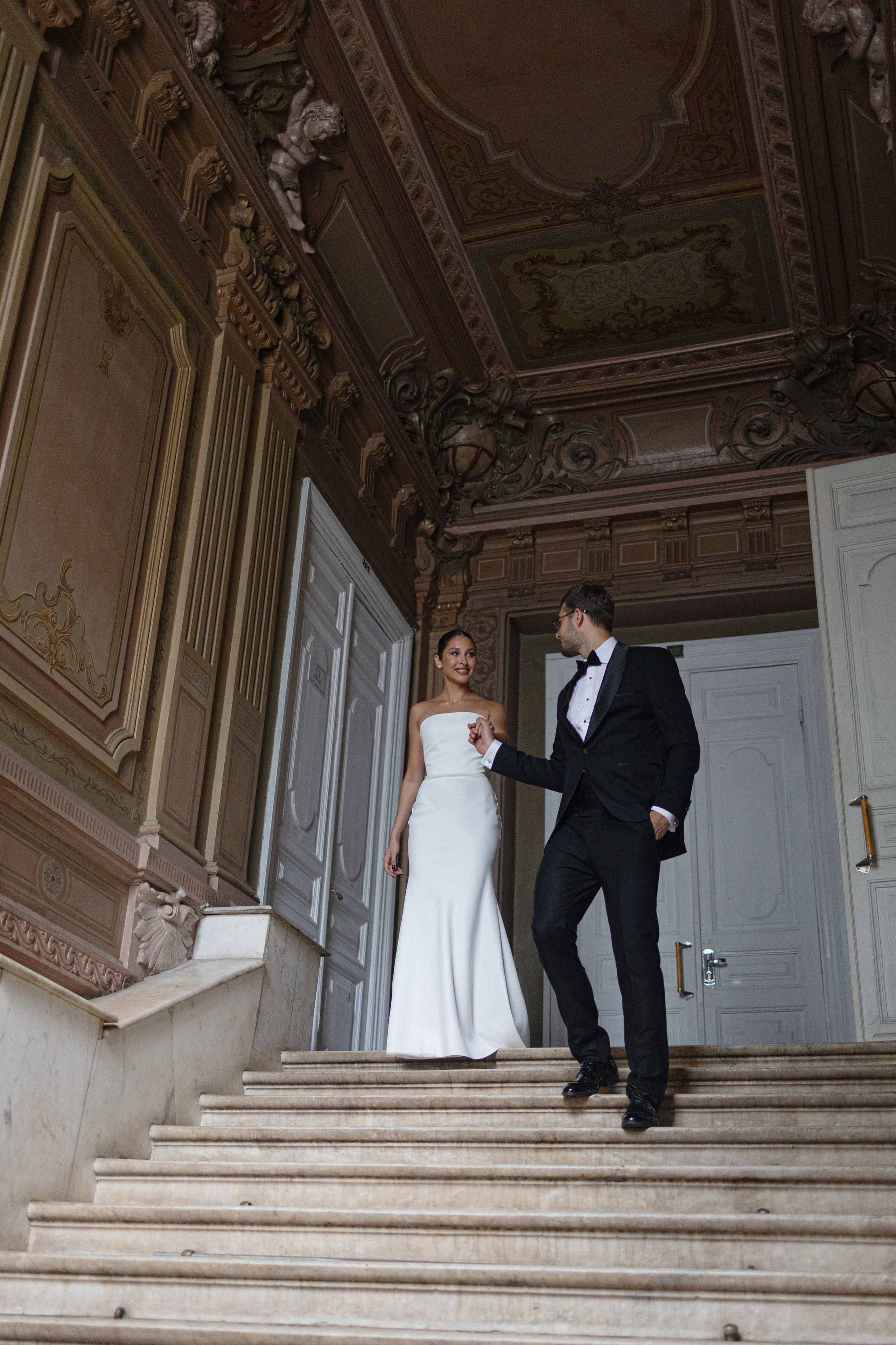 Фотосессия с кабриолетом в Москве свадебная. Свадебный фотограф Москва. Фотограф в Москве Валерия Рожкова