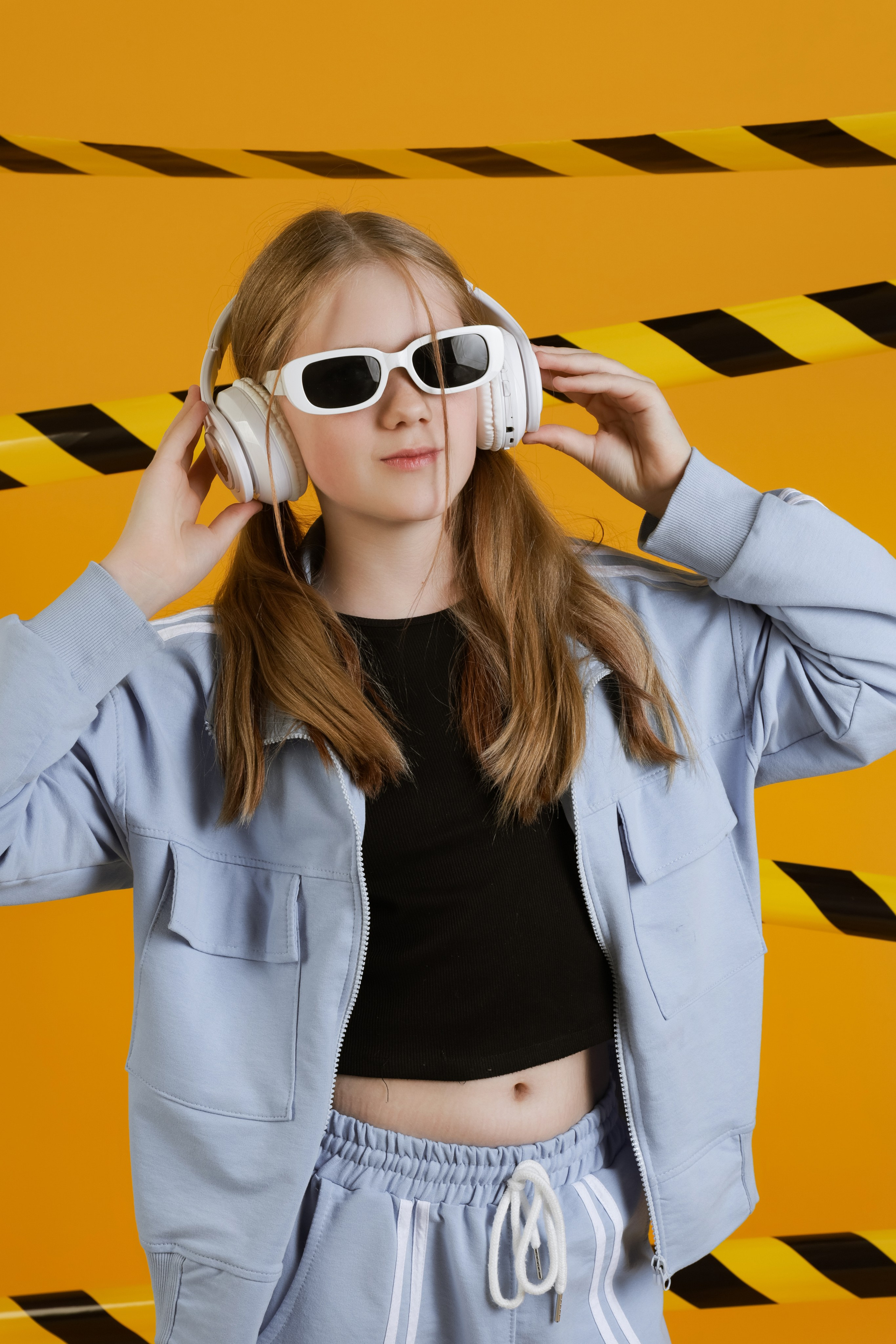 Проект на желтом фоне. АНАСТАСИЯ КУЗНЕЦОВА | ФОТОГРАФ ЧЕБОКСАРЫ