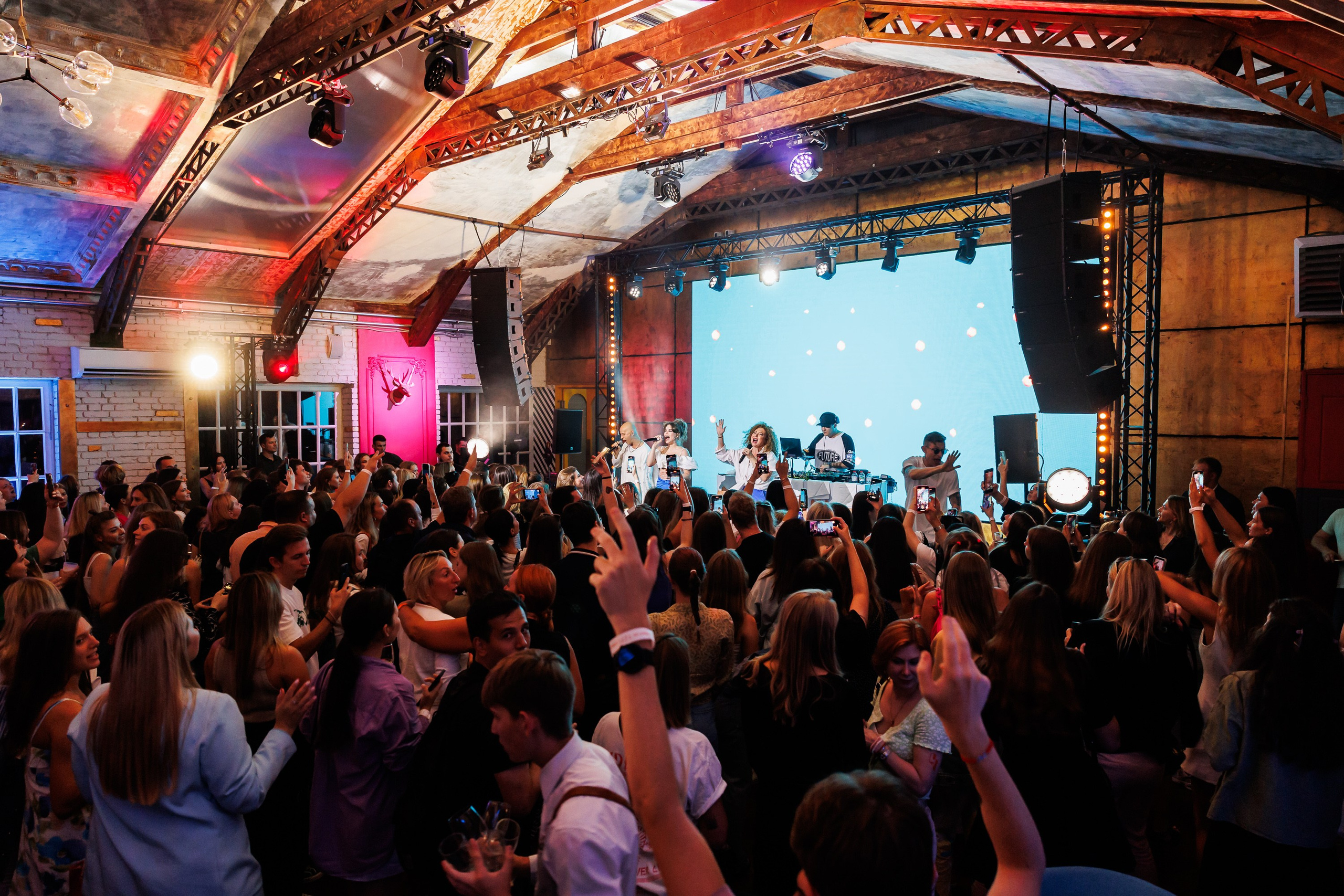 EVEREST VIBE good vibes only 16.08.2023. EVEREST PHOTO REPORT