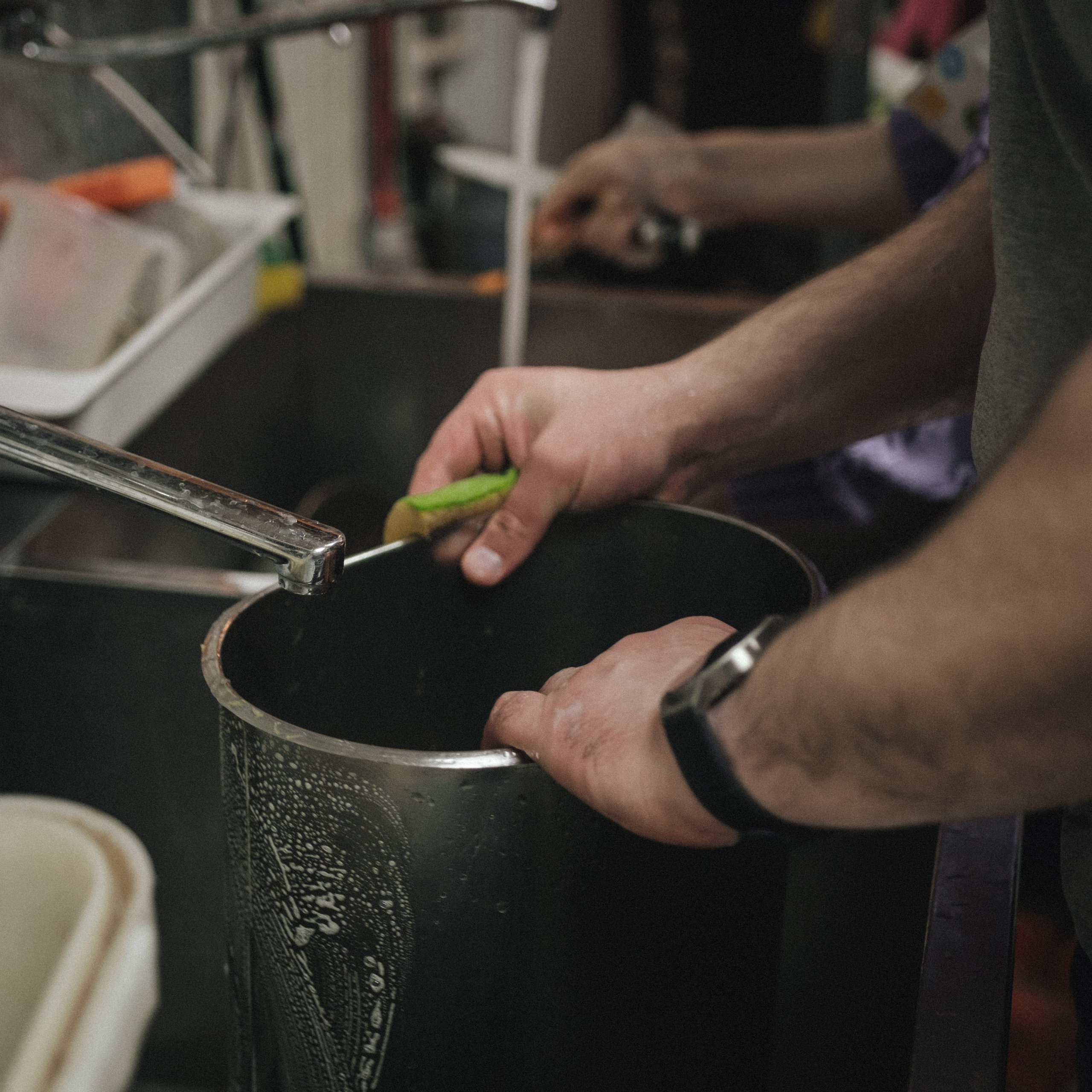 Снова готовка для кормления бездомных. Фотограф в Москве Максим Скоробогатов
