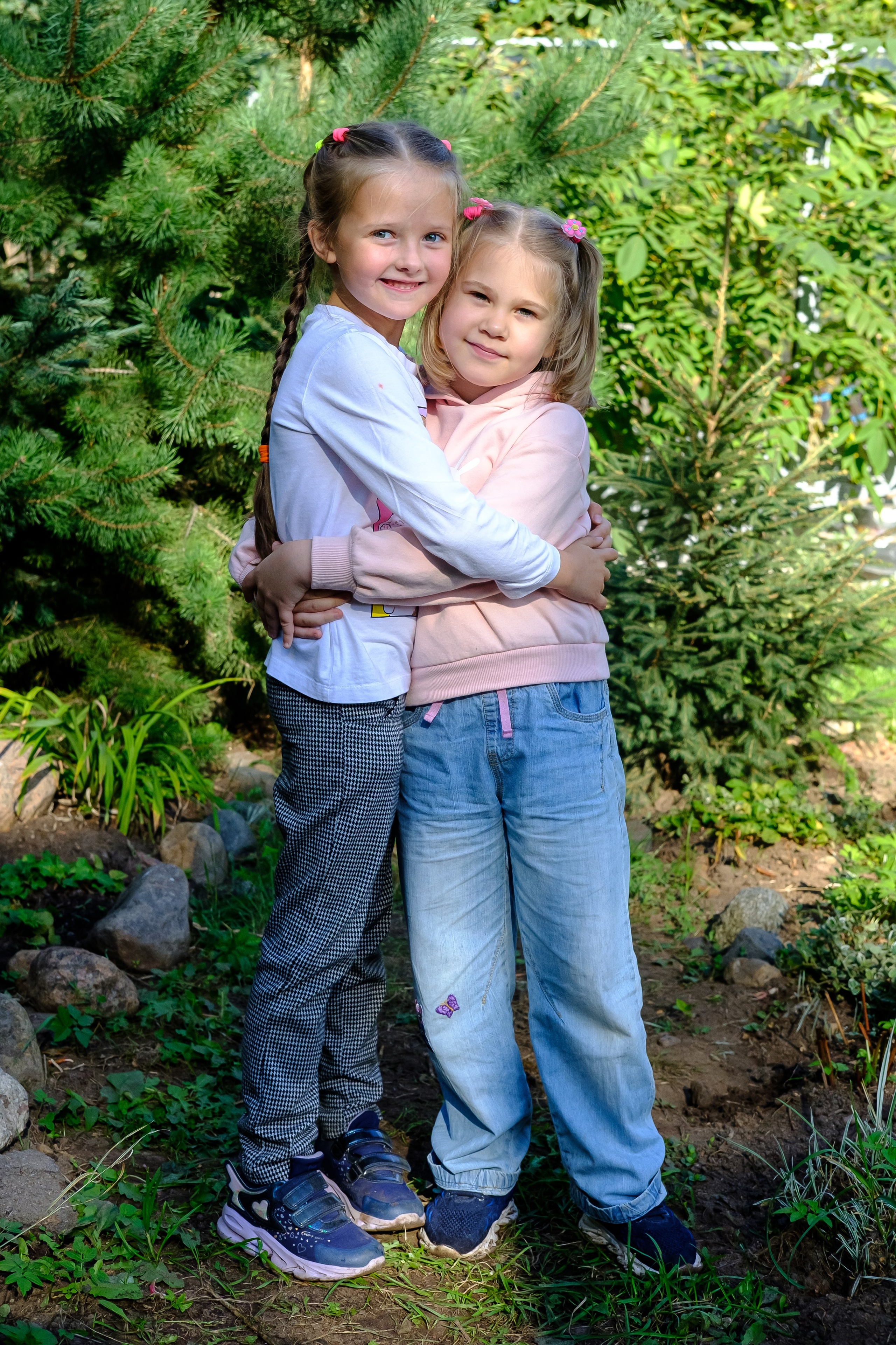 Забронировать услугу «Выпускной альбом» у фотографа Кати Вербицкой. К-КАДР — фото и видео для маркетплейсов в СПб