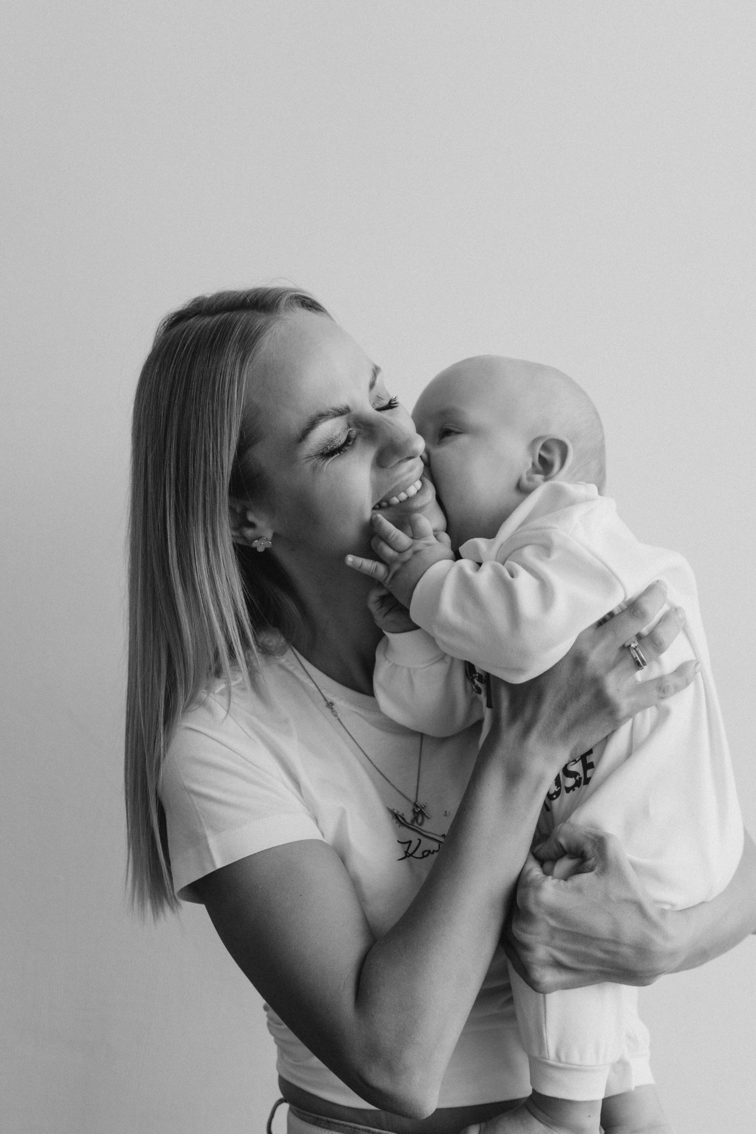 Саша, Юля и Лев. Волик Мария