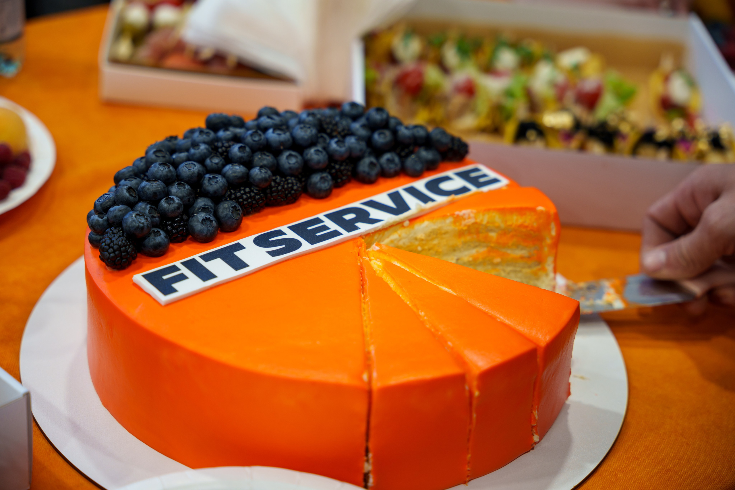 Интерьерная фотосъемка автосервиса Fit Service в Краснодаре — Профессиональная фотосъемка интерьера техцентра в Краснодаресеть СТО. Шедевры для Вас! Фотограф и Видеограф в Краснодаре Пахиев Руслан