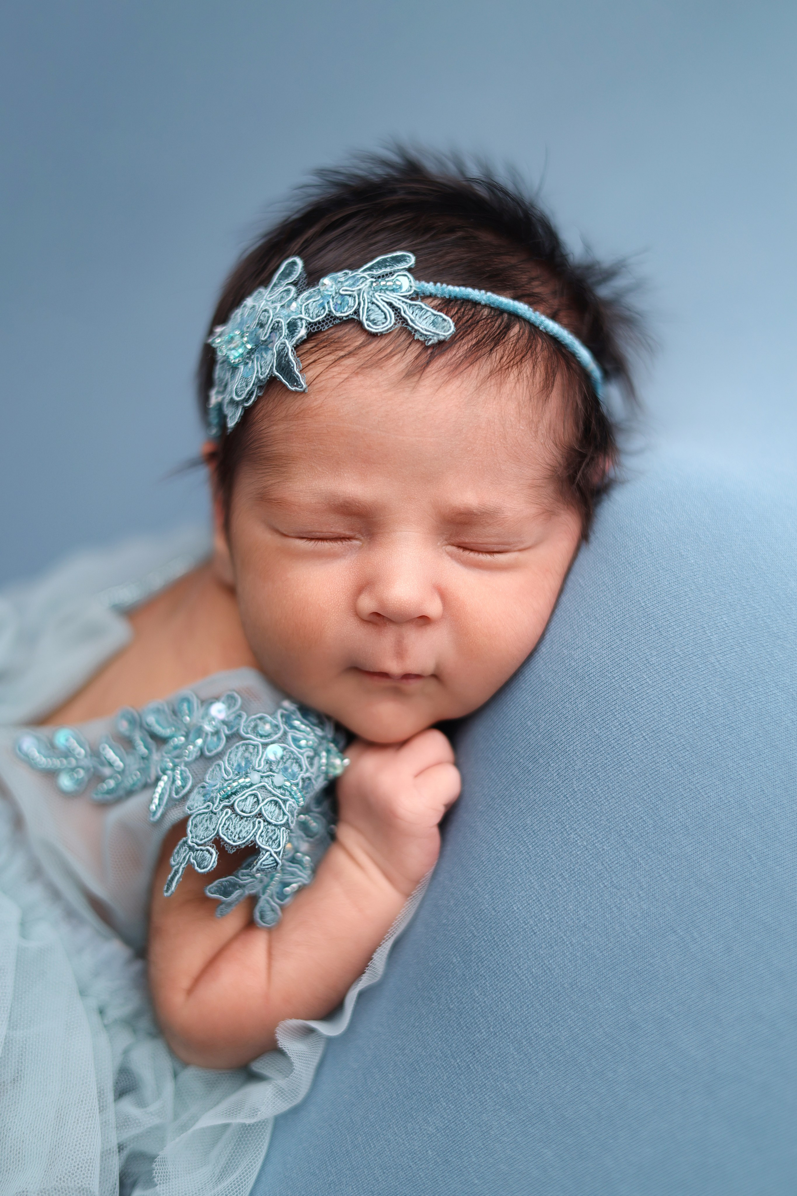 Ньюборн съемка Адель, оптимальный пакет. Фотограф новорожденных Москва. Ньюборн фотограф Москва