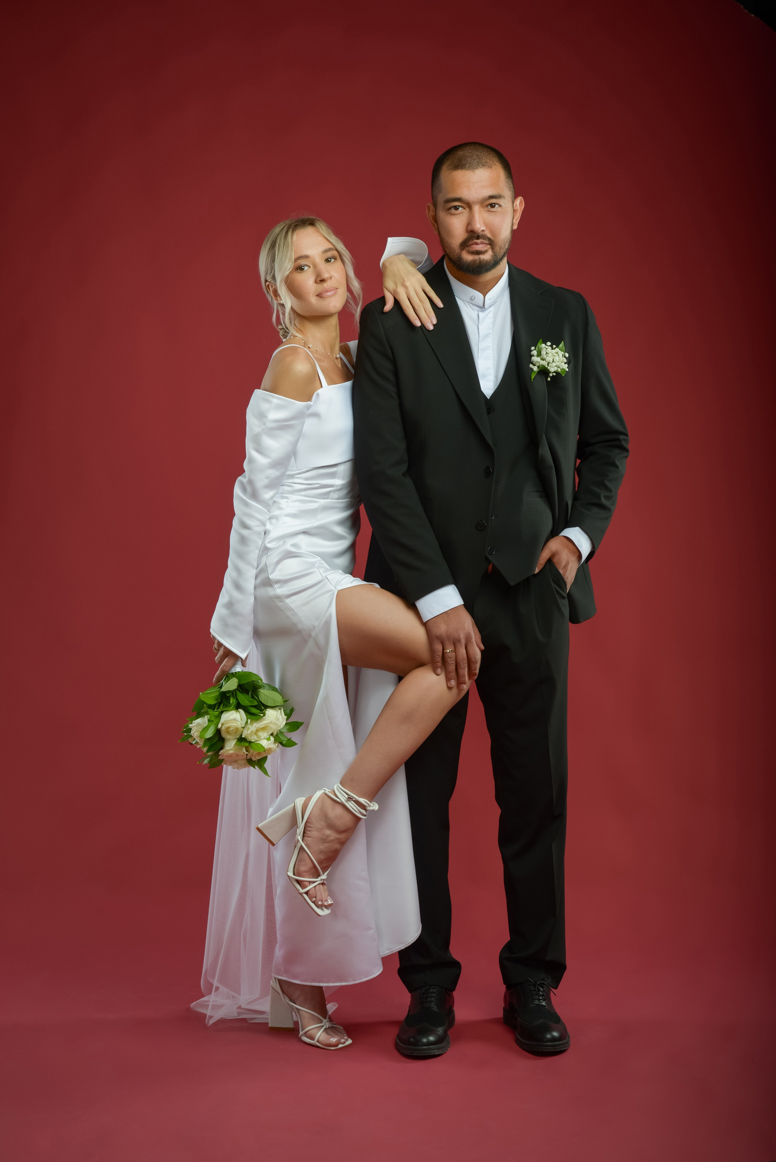 Студийная съемка свадебной пары. Татьяна Гойда портретный и семейный фотограф Ленск. Выпускные альбомы